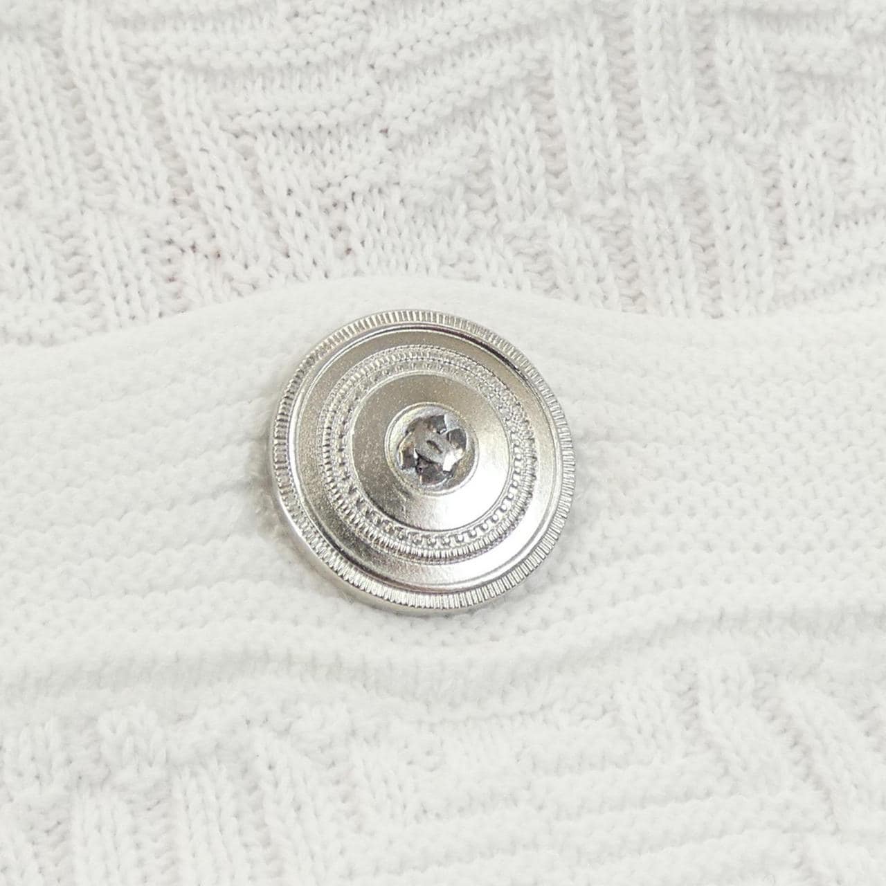 シャネル CHANEL P47937K06121 ニット