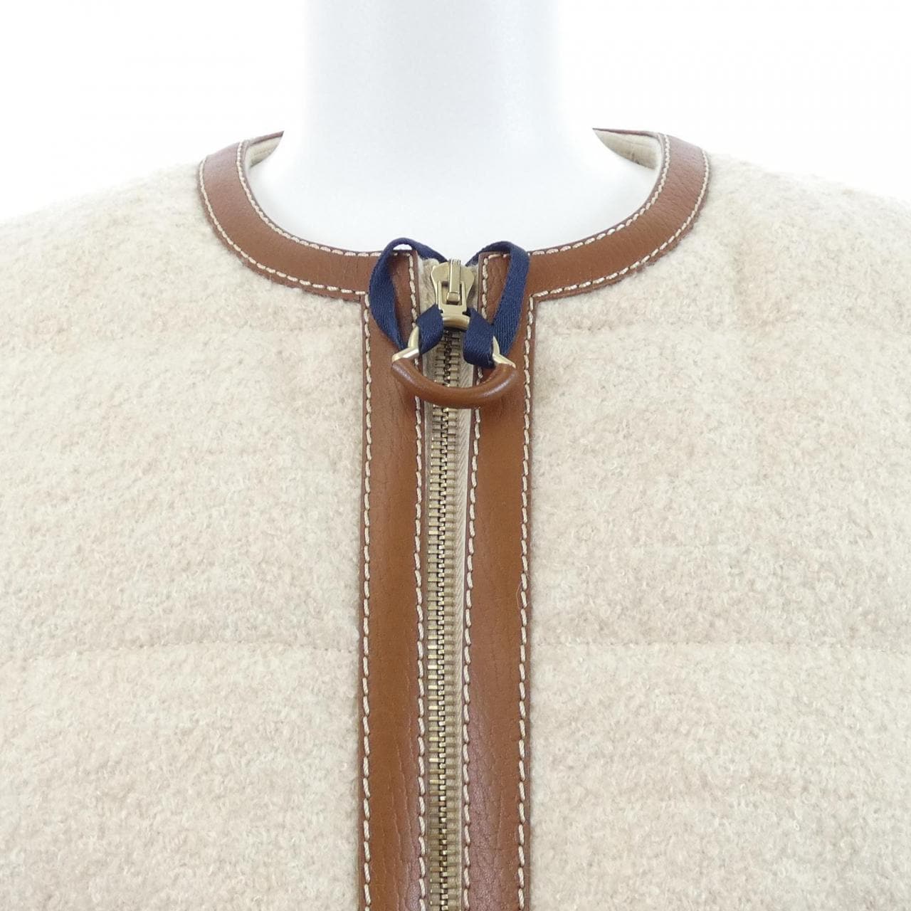 モンクレール MONCLER SERINDE ダウンジャケット