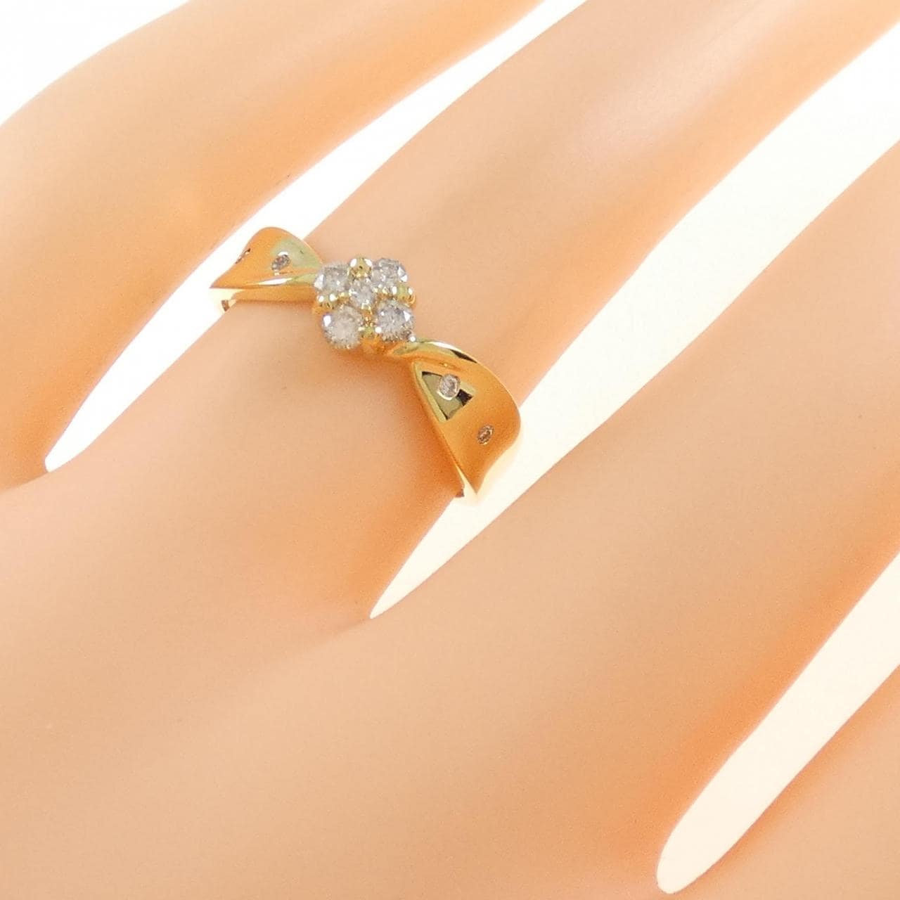 K18YG フラワー ダイヤモンド リング 0.20CT
