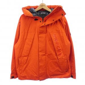 モンクレール MONCLER ダウンジャケット