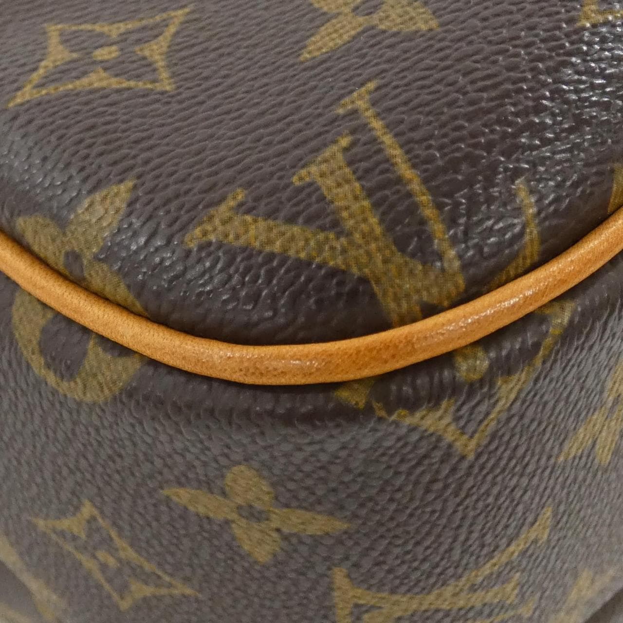 LOUIS VUITTON Monogram Reporter 28 公分 M45254 單肩包