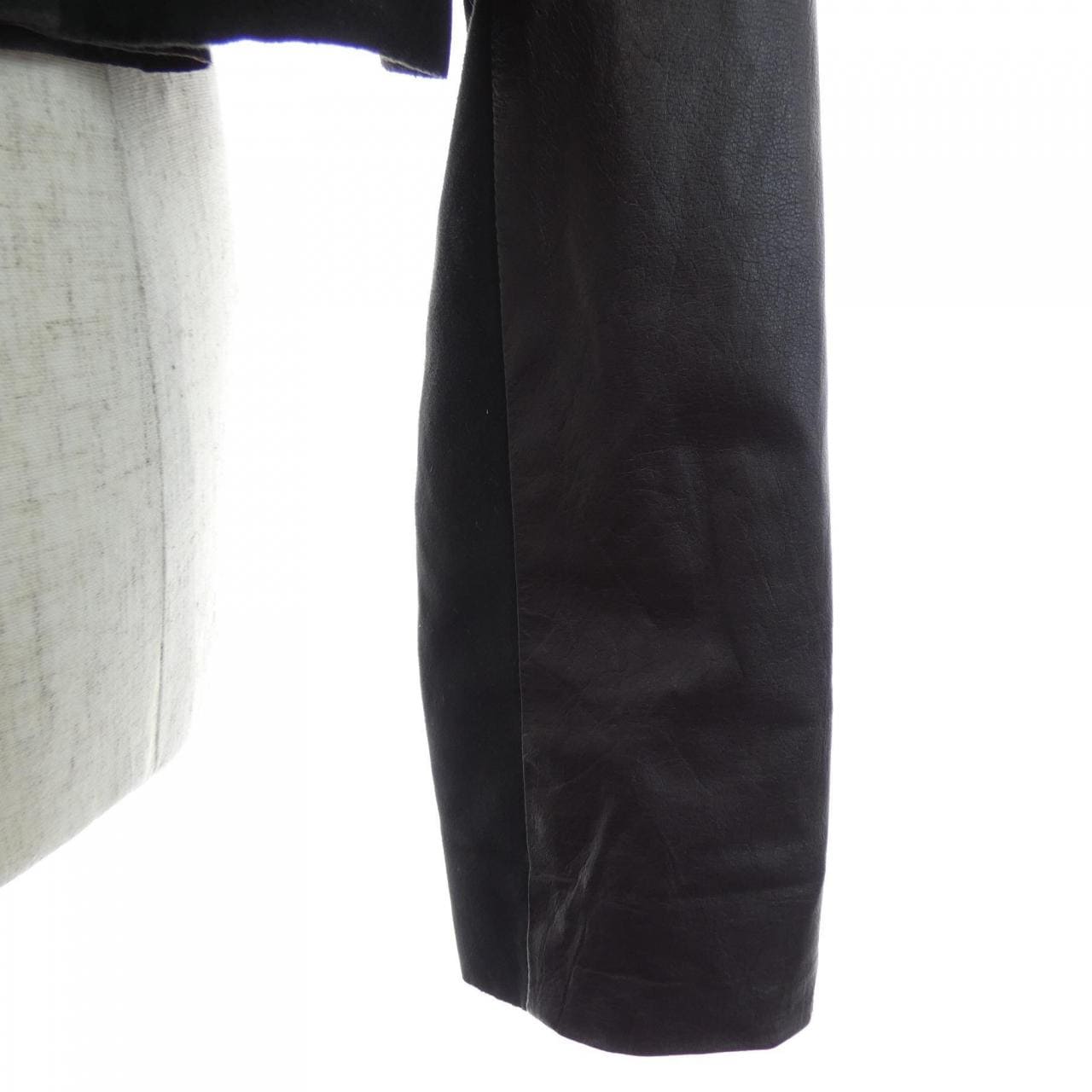 ヒスイ HISUI レザージャケット