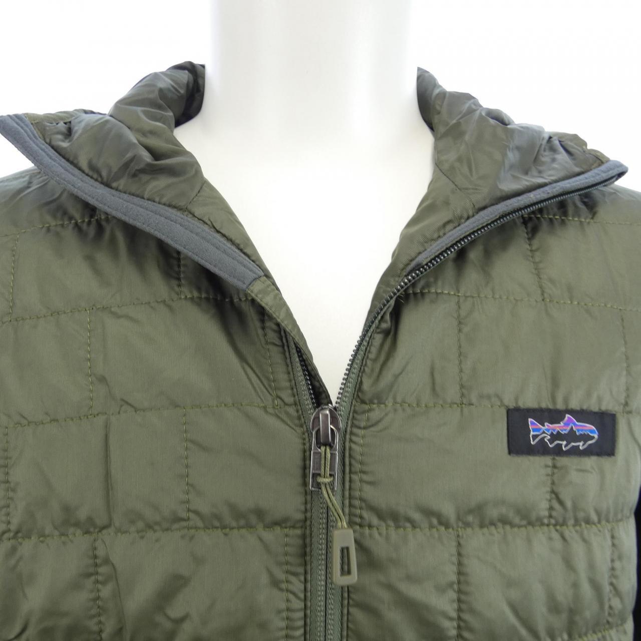 Patagonia PATAGONIA down jacket