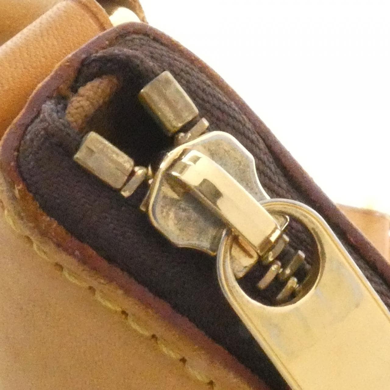 ルイヴィトン モノグラム テムズ PM M56384 ショルダーバッグ