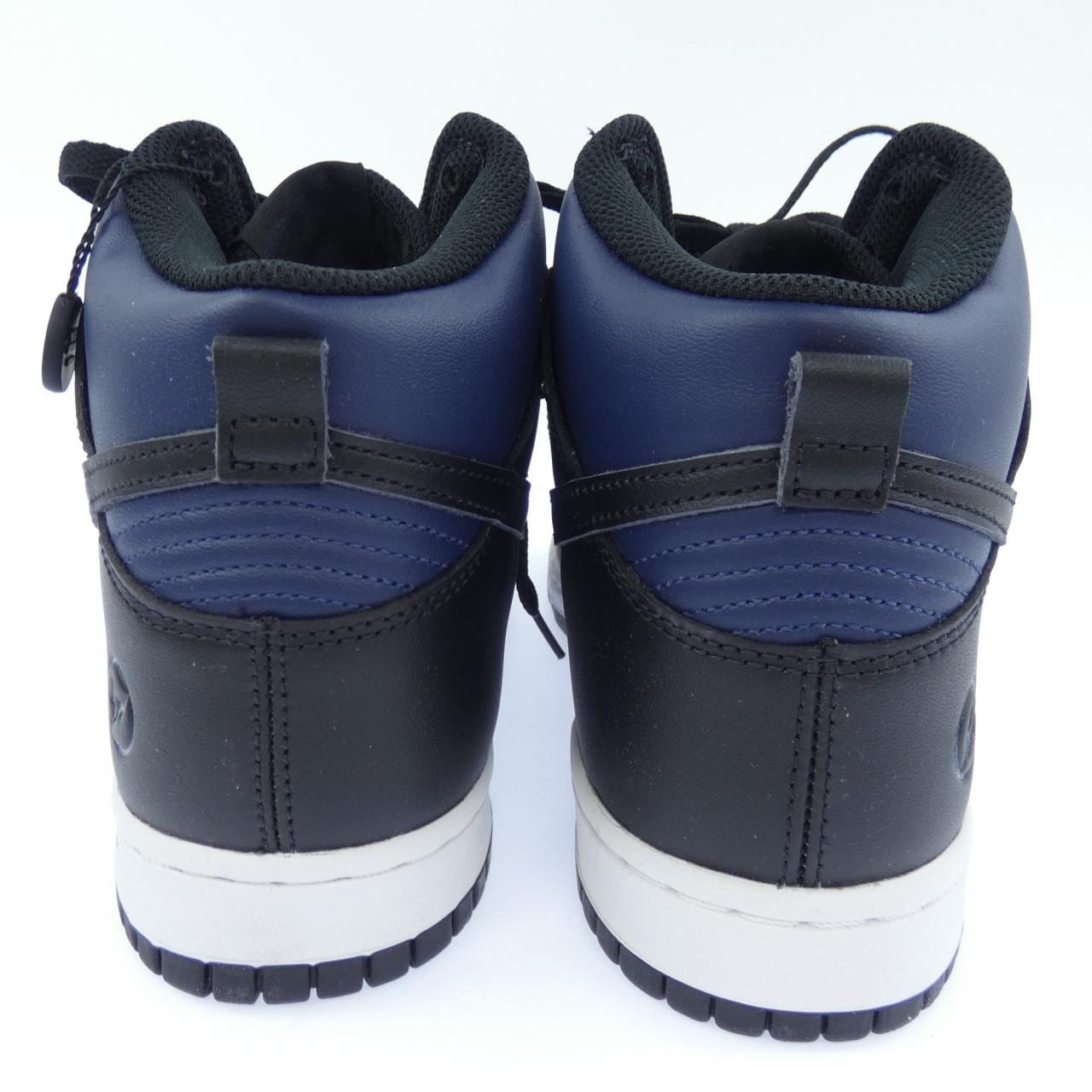 ナイキ NIKE DJ0383-400 スニーカー