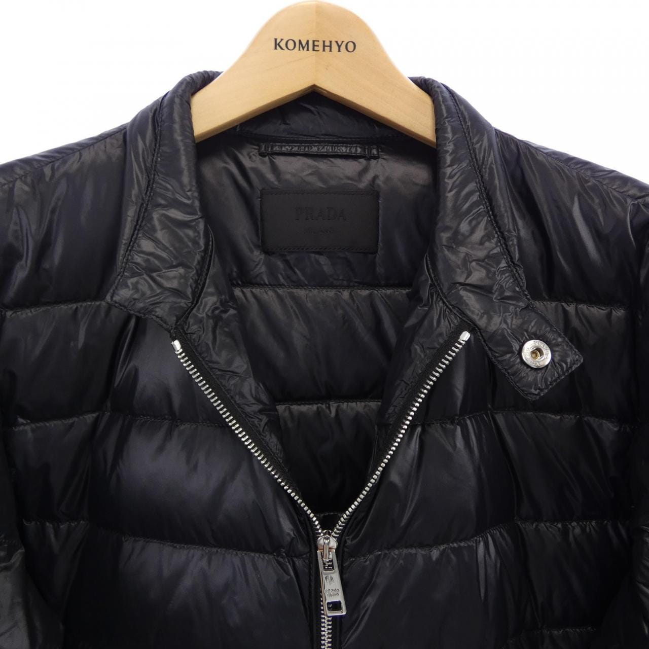 プラダ PRADA SGA506 ダウンジャケット