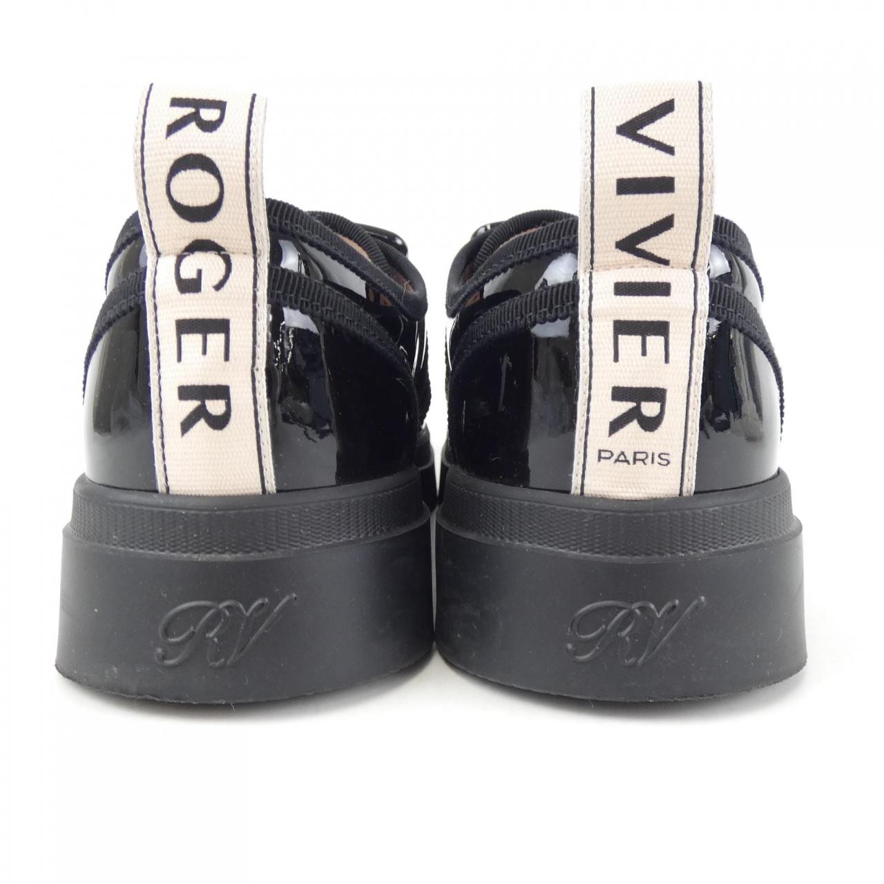 ロジェヴィヴィエ ROGER VIVIER スニーカー