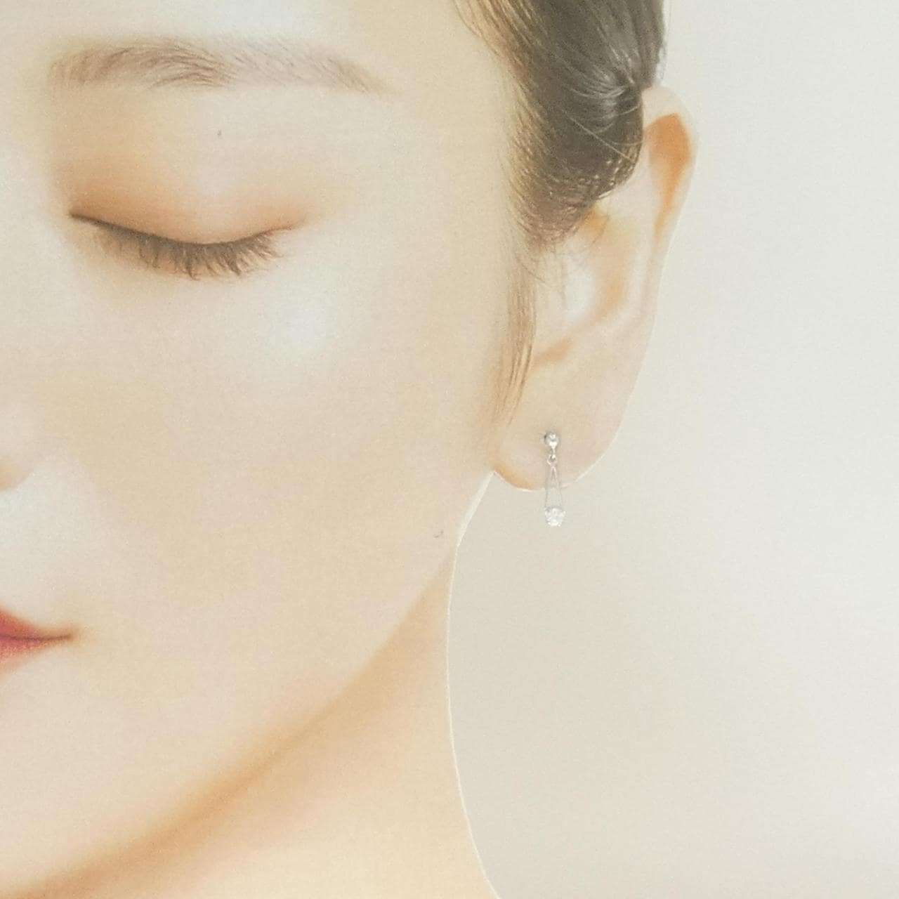 K14WG キュービック ピアス