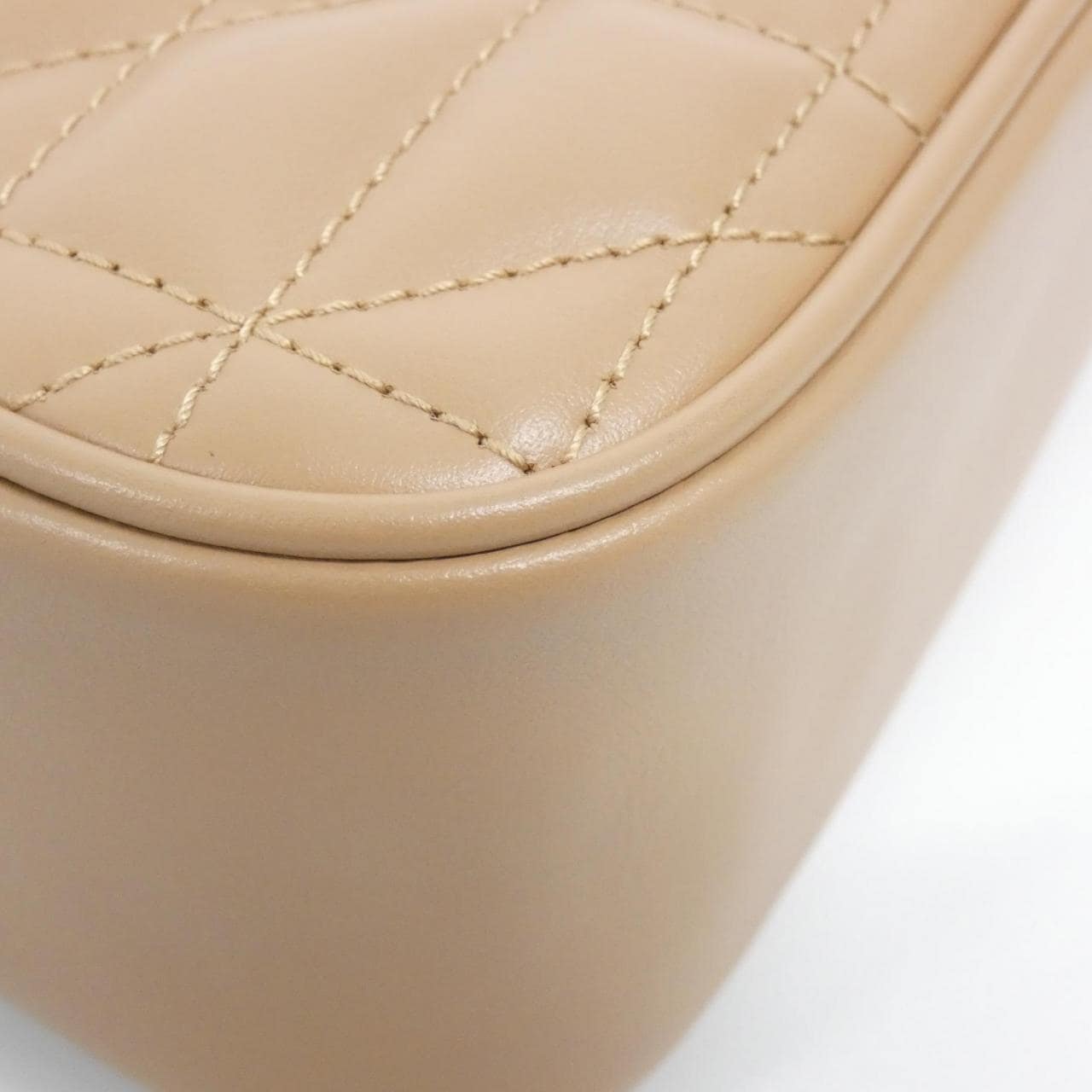 グッチ GG MARMONT 447632 UM8BN ショルダーバッグ