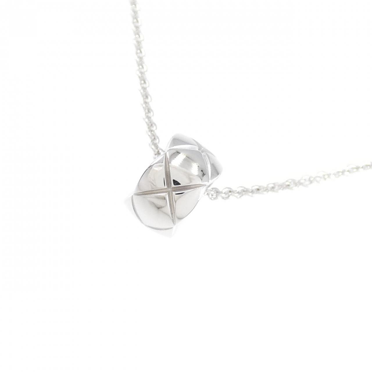CHANEL coco crush necklace