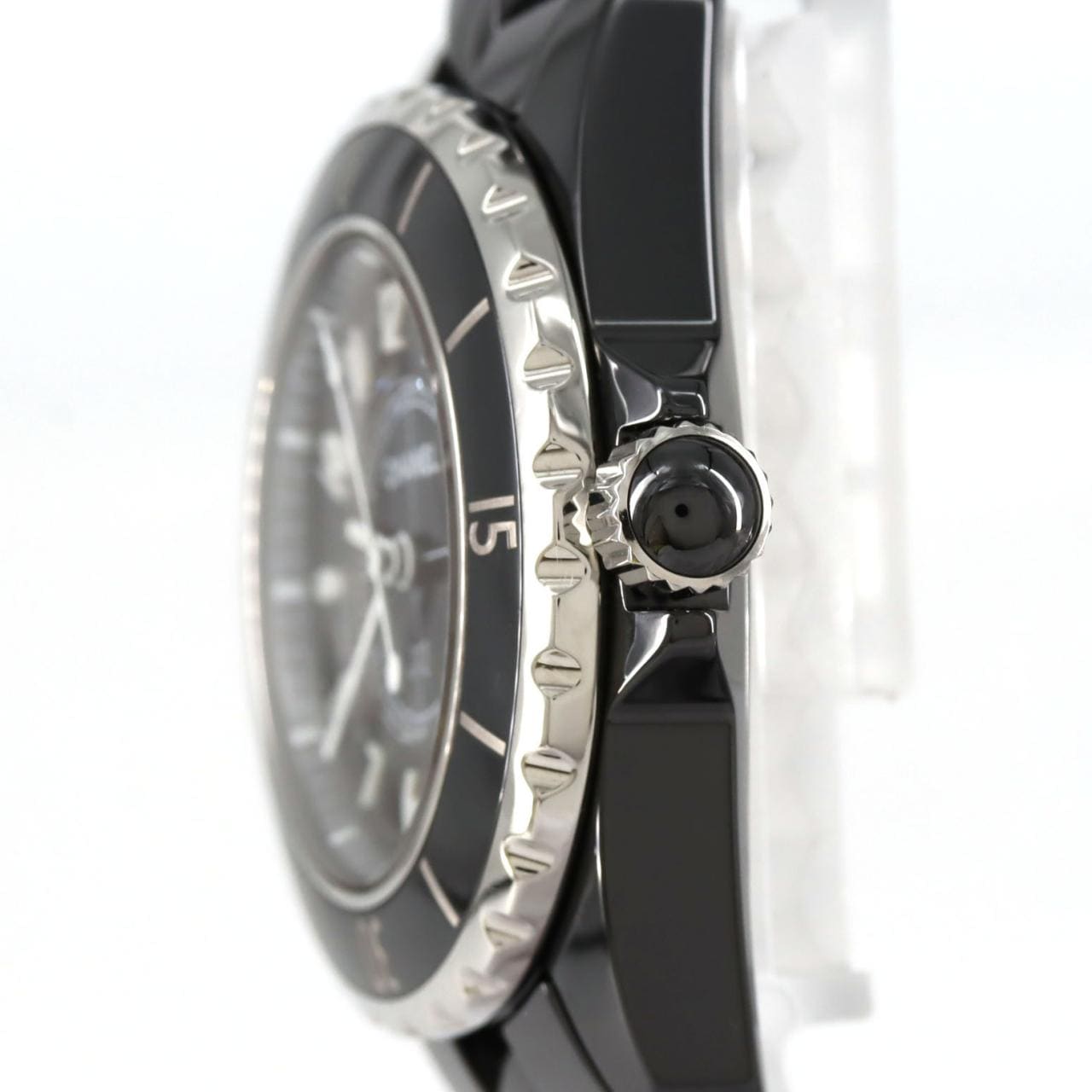 シャネル J12 33mmセラミック H0682 セラミック クォーツ