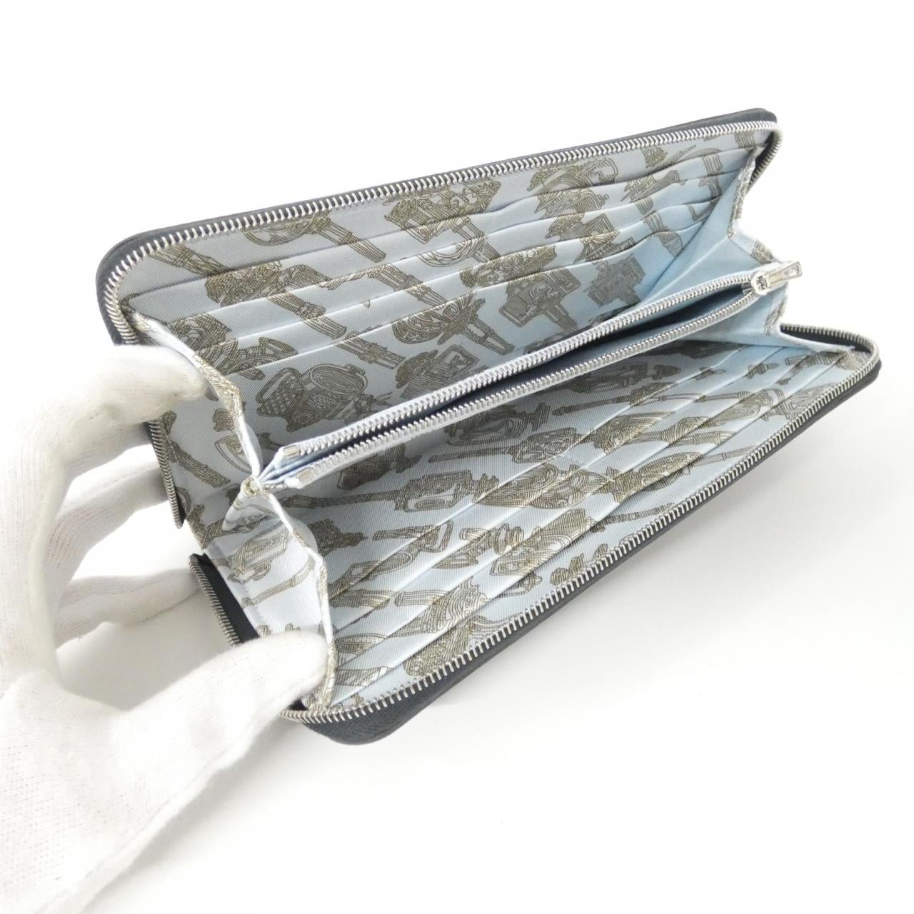 エルメス MERVILLEUSES LANTERNES シルク イン クラシック 086366CK 財布