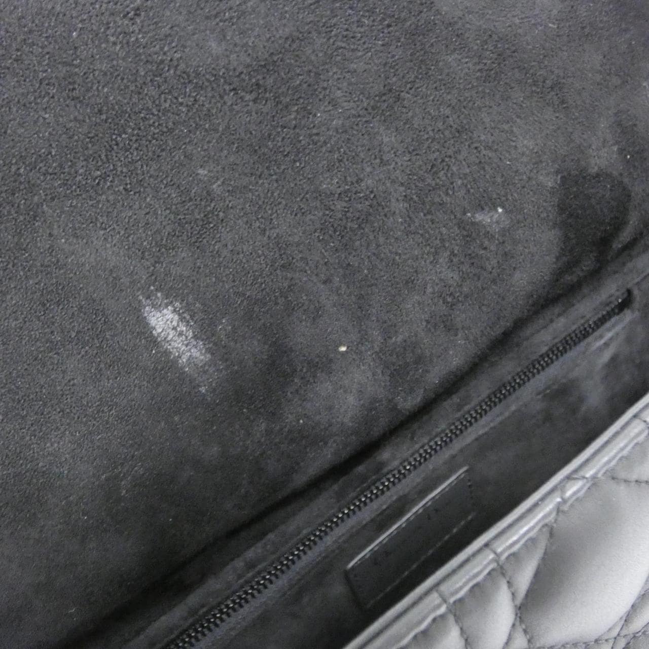 クリスチャンディオール レディ ディオール ミディアム M0565SLOI バッグ