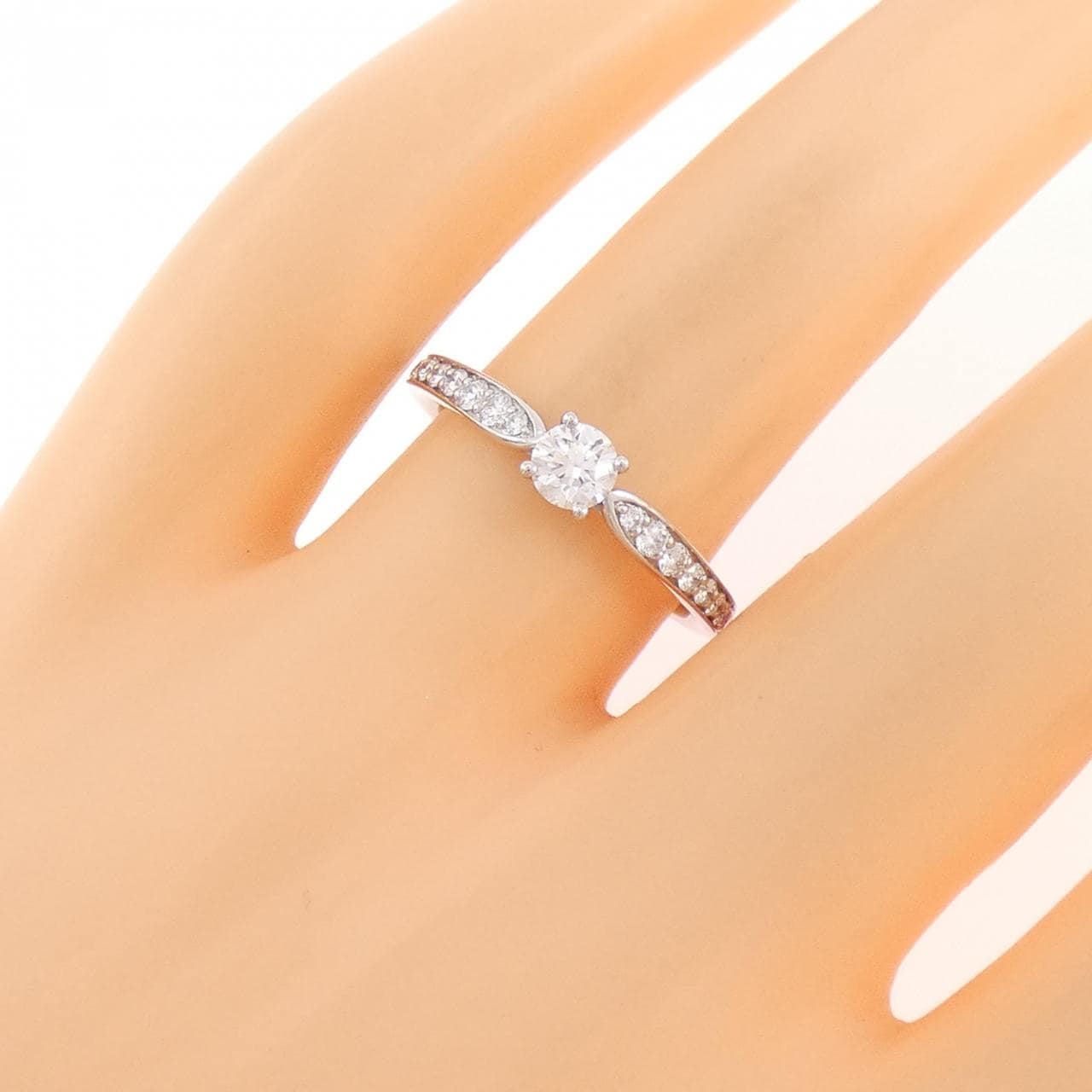 ティファニー ハーモニー リング 0.25CT G VVS1 3EXT