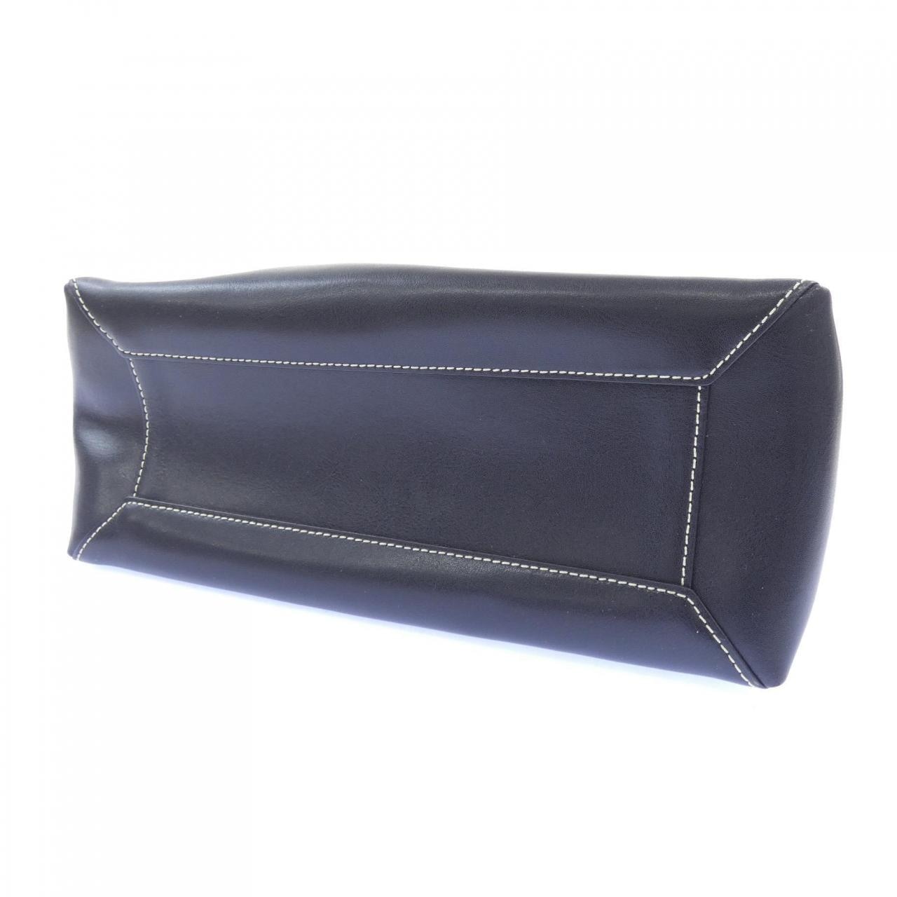 nothing written BAG