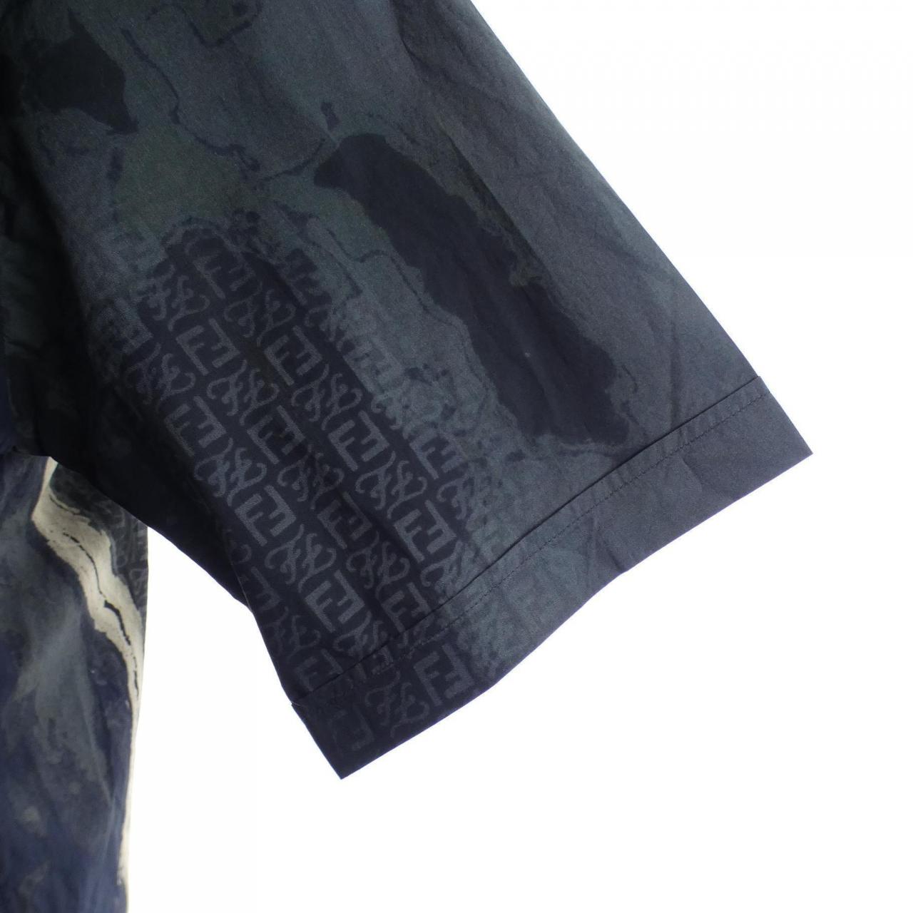 フェンディ FENDI FS1022 A9O6 S／Sシャツ