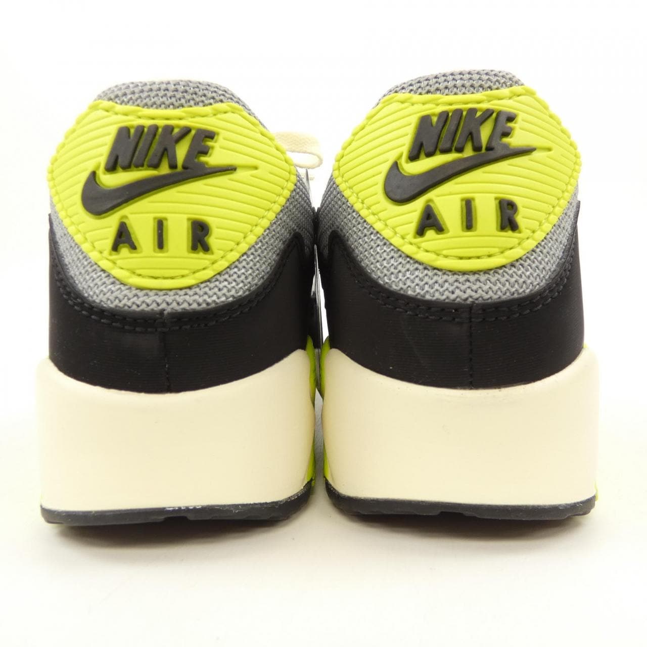 ナイキ NIKE PATA/HF8814-001 スニーカー