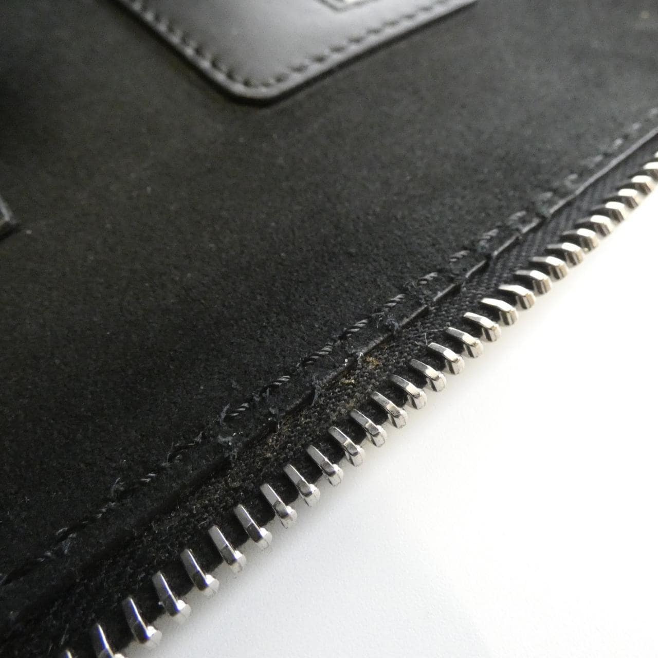 ヴァレンティノガラヴァーニ QY2B0457WJW バッグ