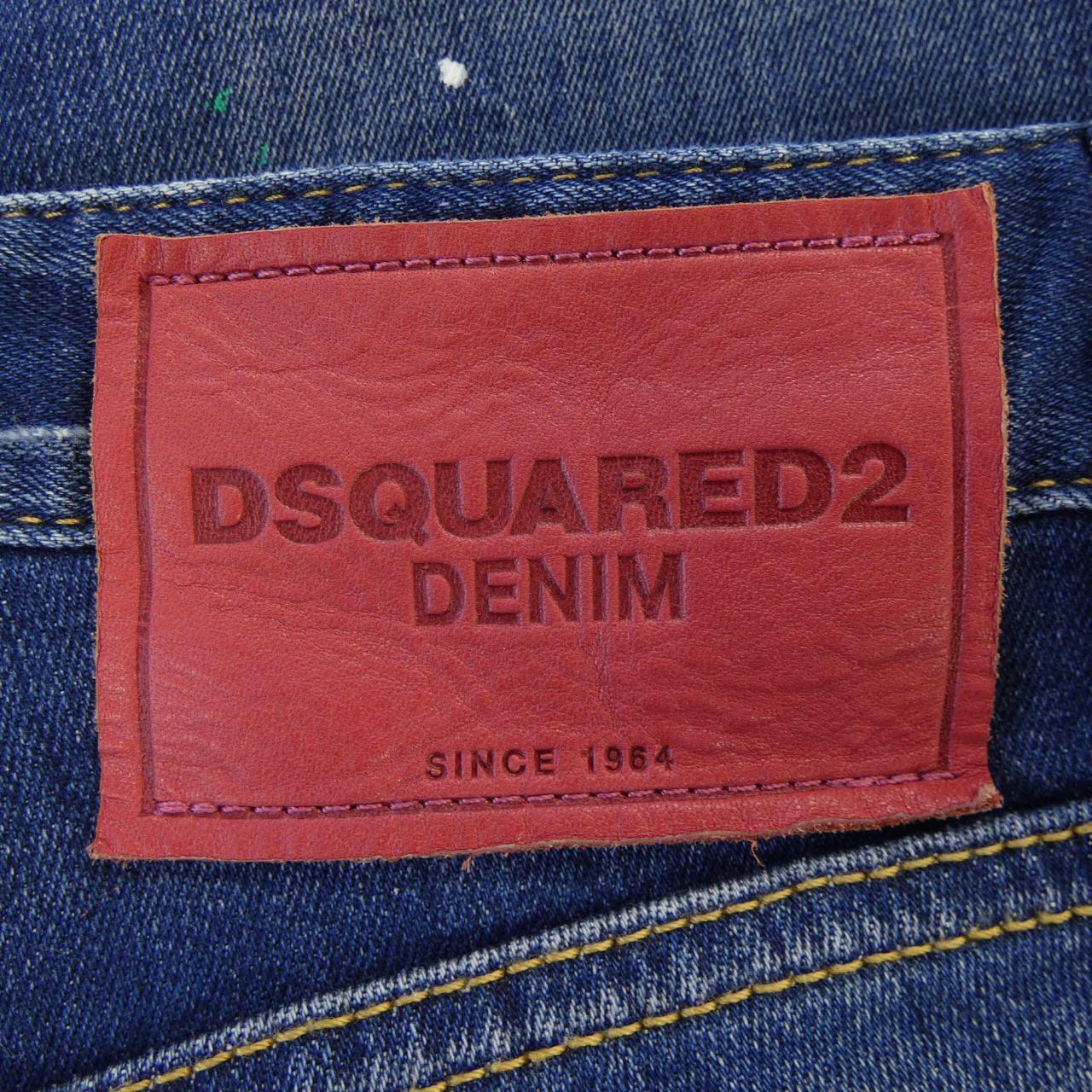 ディースクエアード DSQUARED2 S74MU0396 ショートパンツ