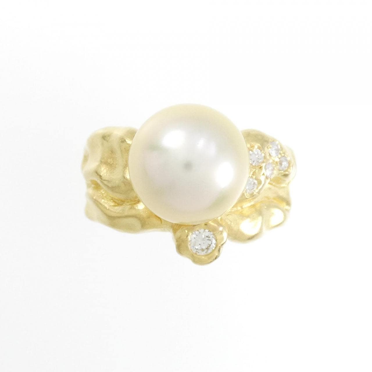 Tasaki White Butterfly Pearl ring