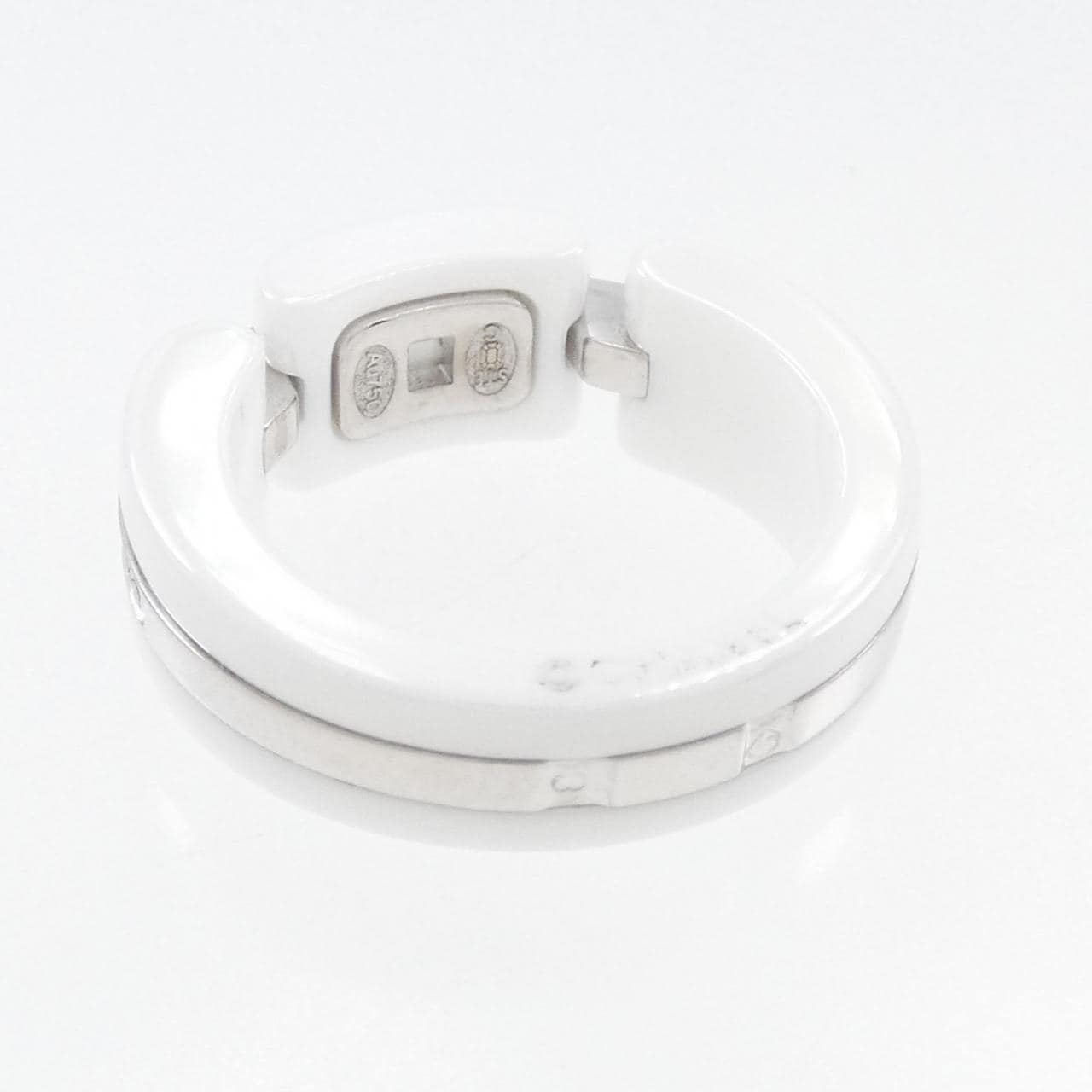 CHANEL Ultra Collection Medium Ring