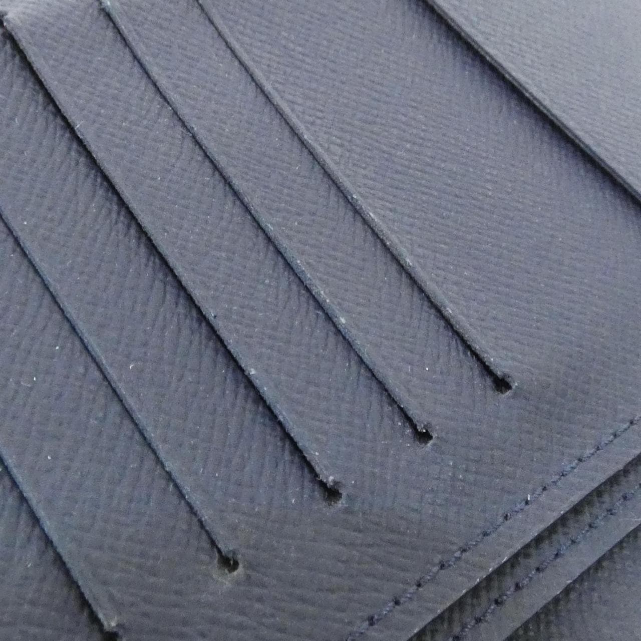 ルイヴィトン タイガ ポルトフォイユ ブラザ M30502 財布