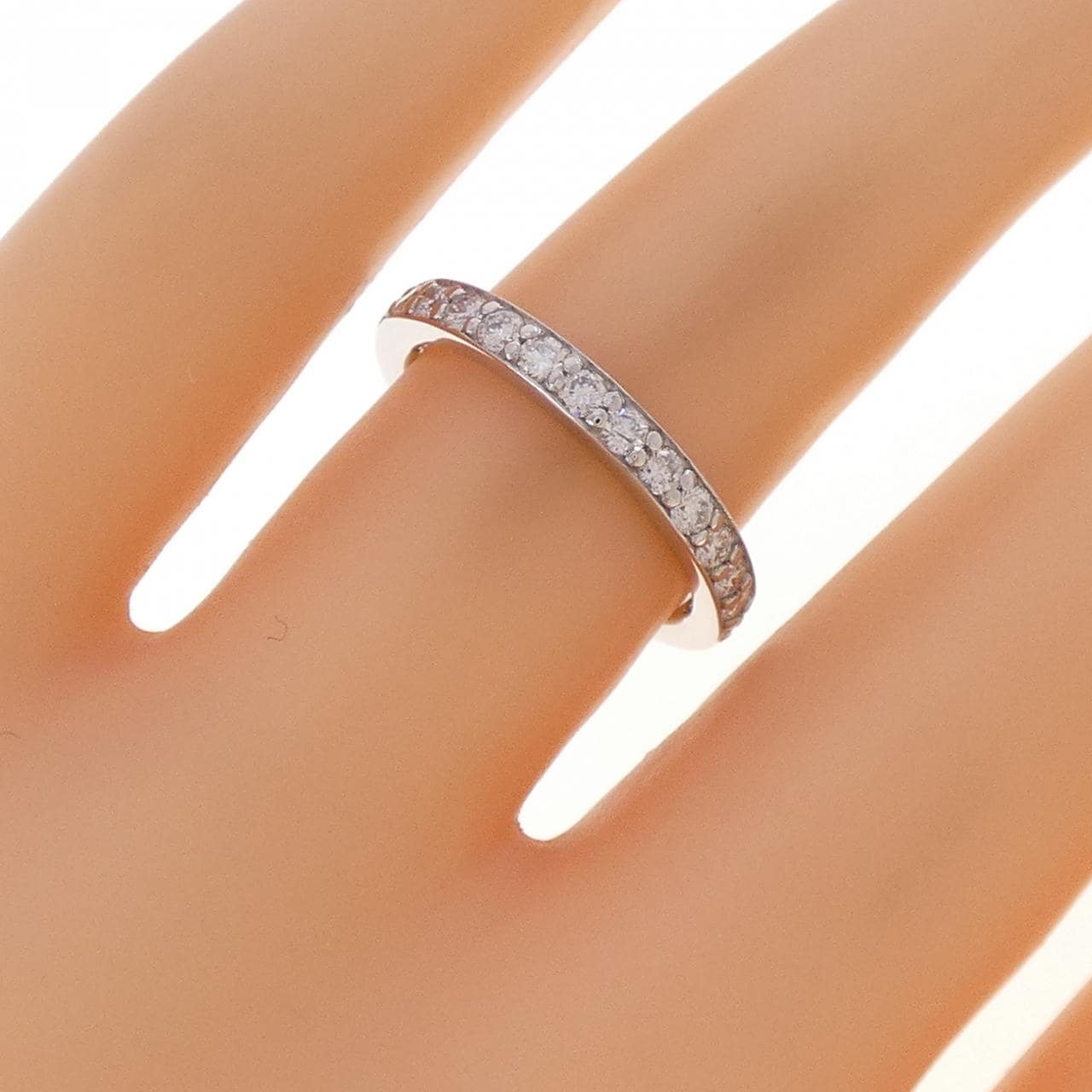 PT900 フルエタニティ ダイヤモンド リング 0.84CT