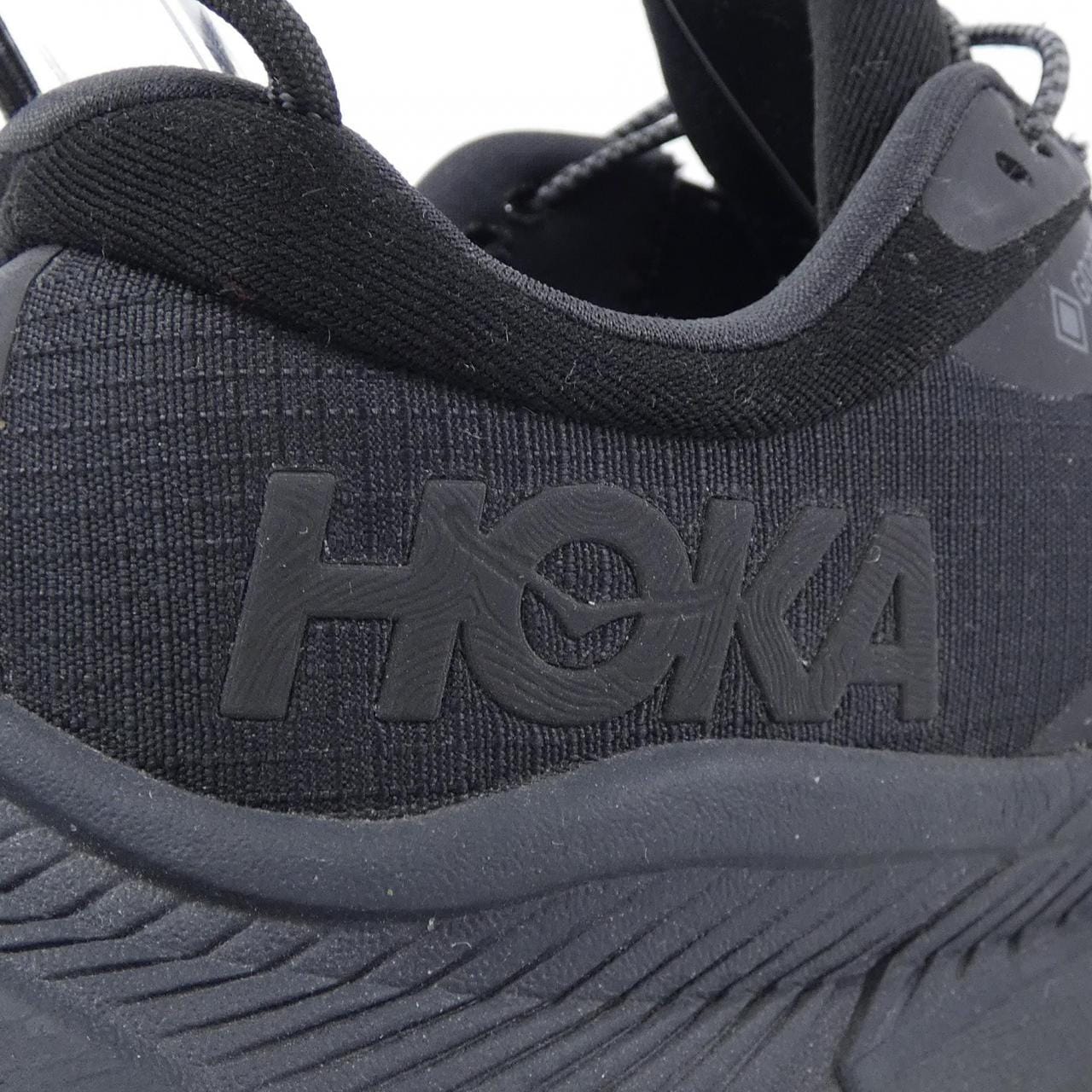 HOKA ONE ONE sneakers