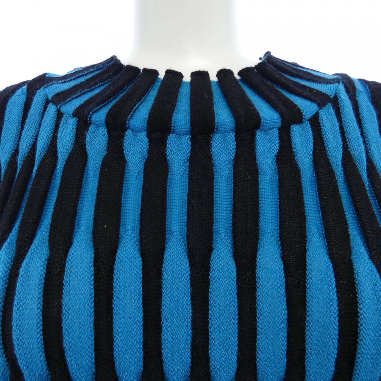 イッセイミヤケ ISSEY MIYAKE ニット