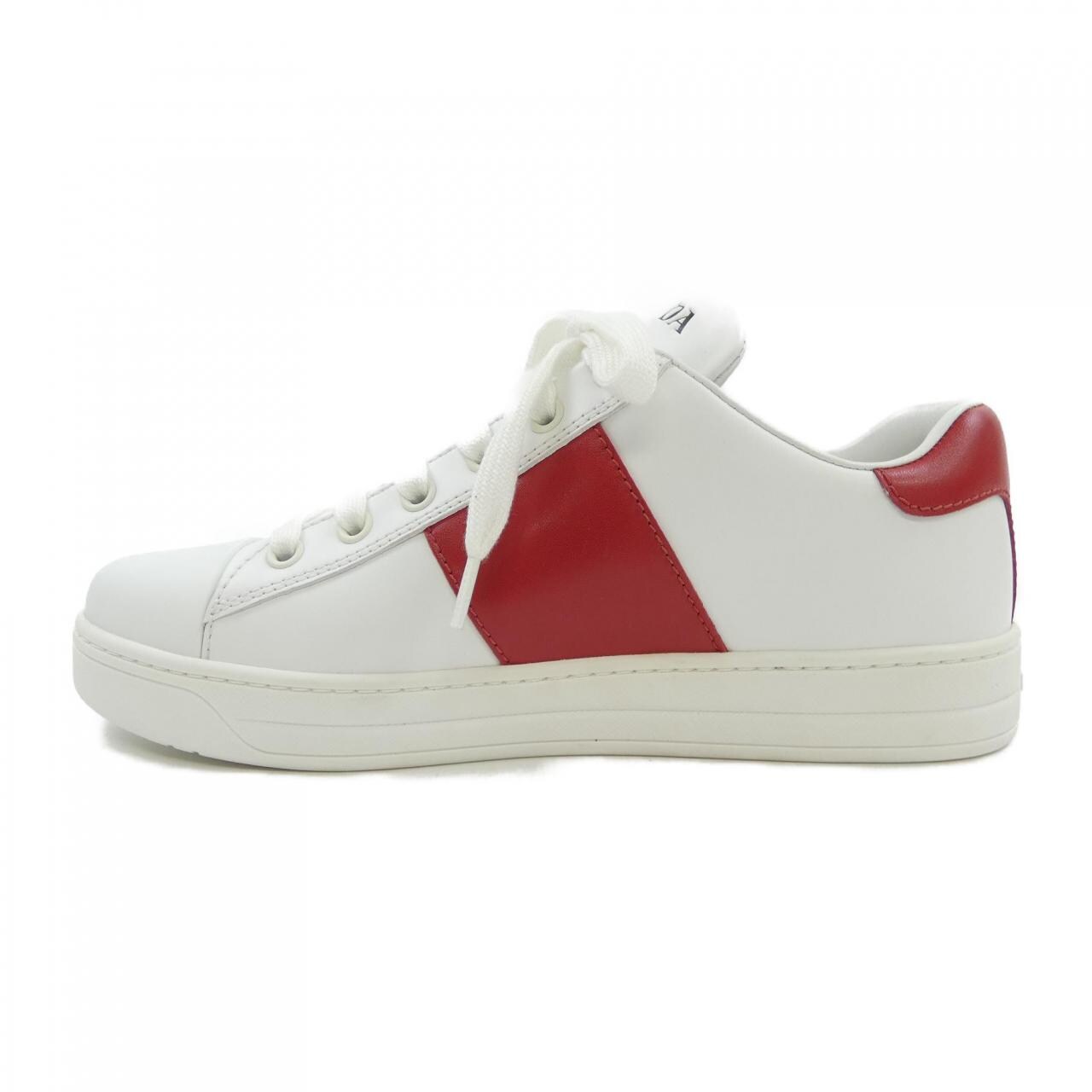 プラダ PRADA スニーカー