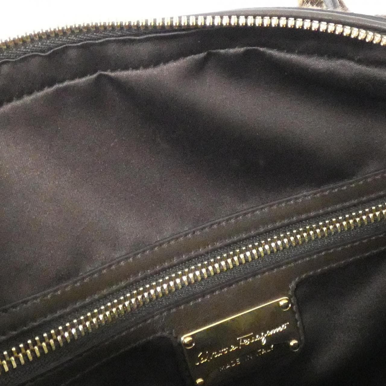 サルヴァトーレフェラガモ 21 F323 バッグ