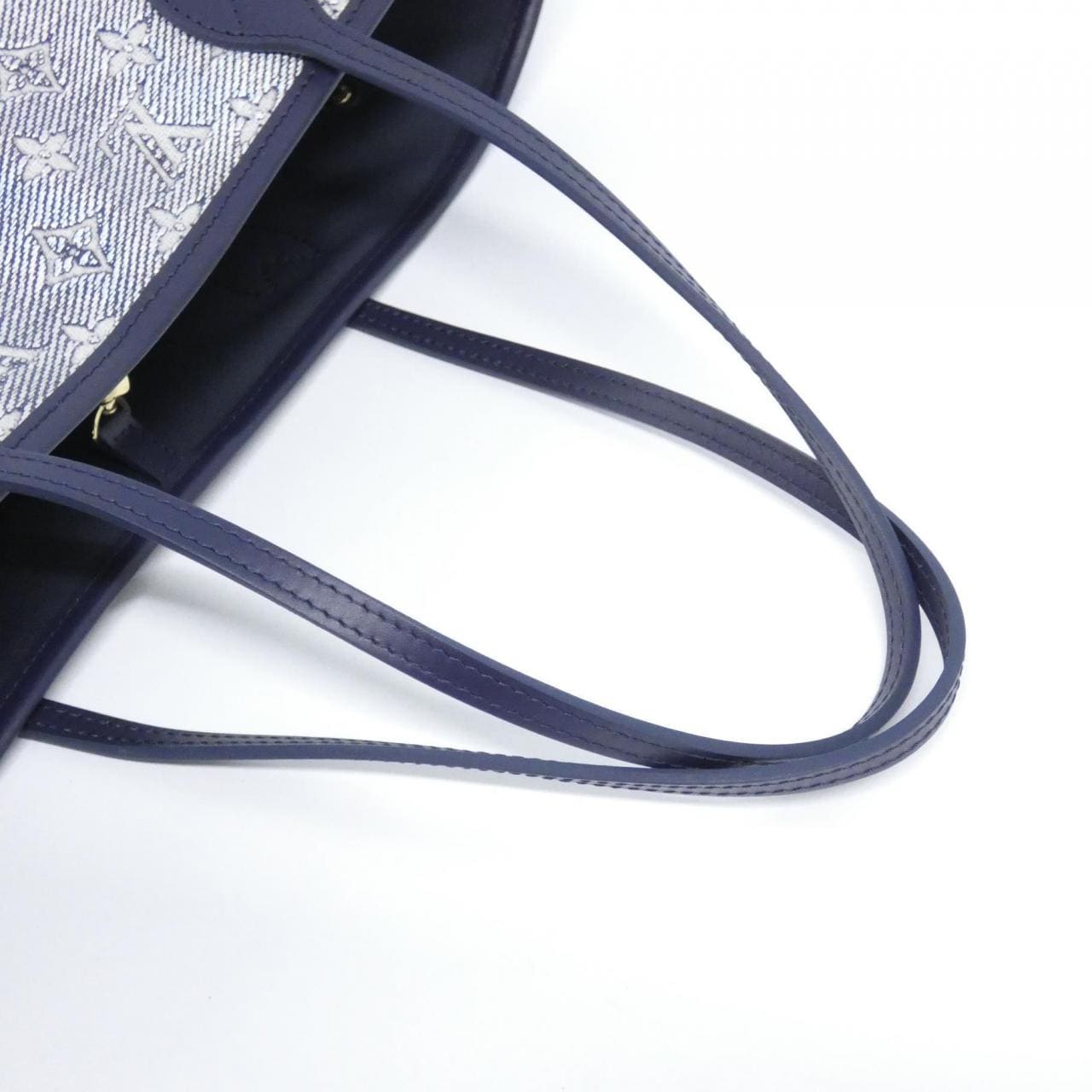 ルイヴィトン モノグラム ラミネーテッド ジャカード ネヴァーフル MM M22921 バッグ