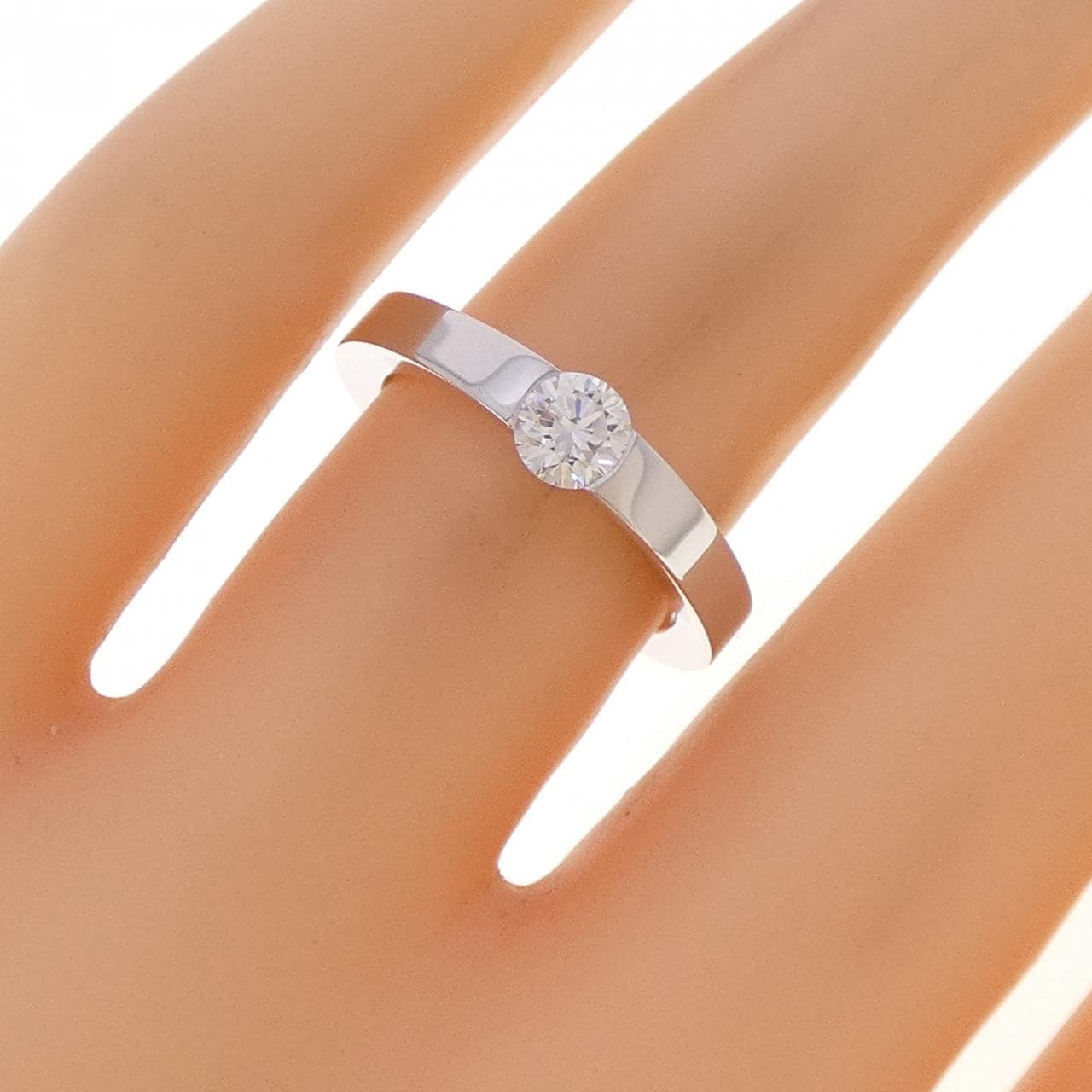 カルティエ デート ウィズ カルティエ リング 0.32CT G VVS2