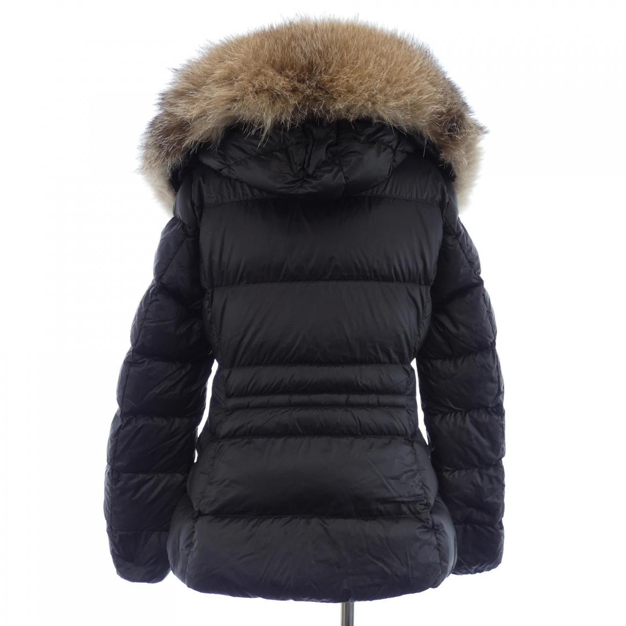 モンクレール MONCLER ダウンジャケット