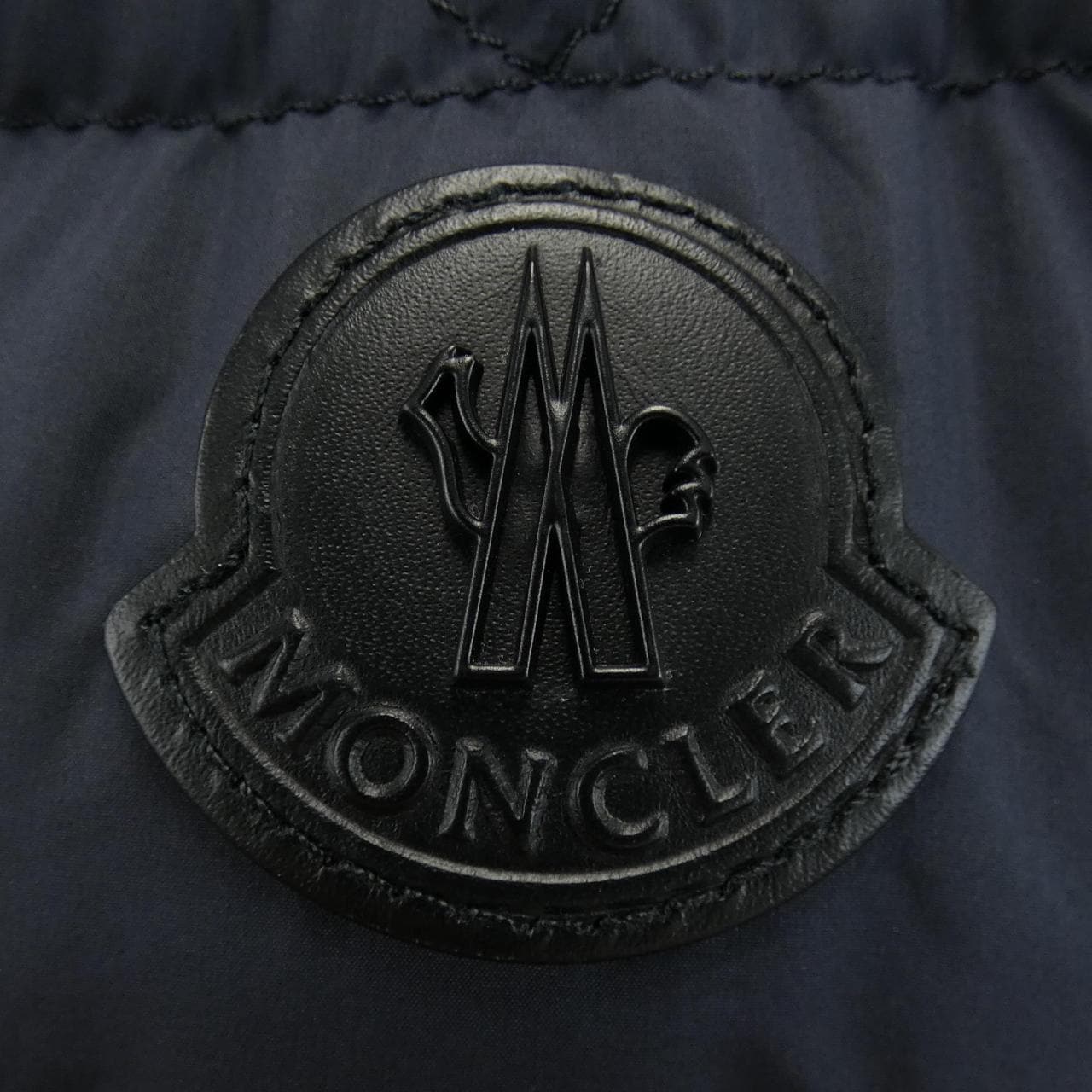 モンクレール MONCLER QUEYRAS ダウンジャケット