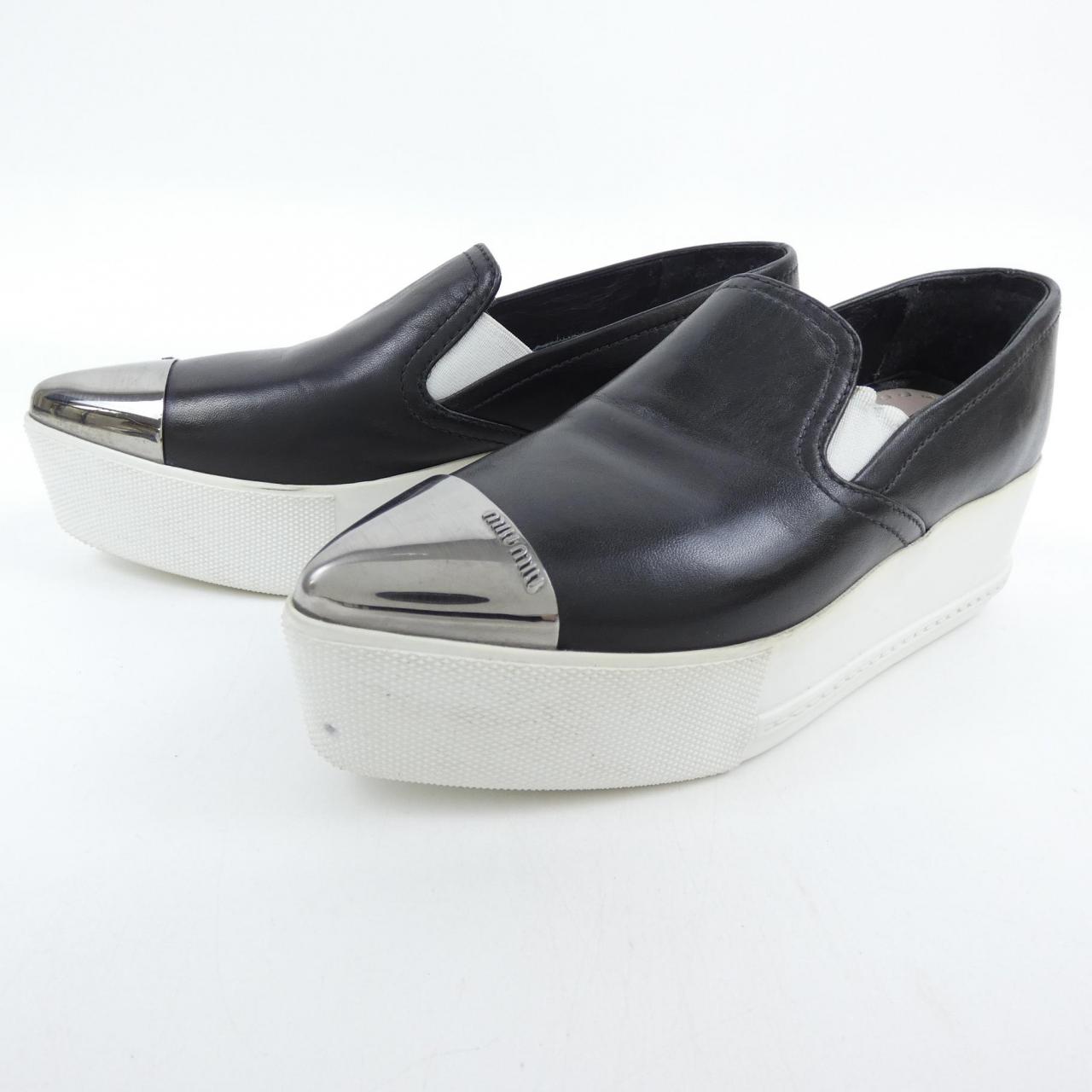 ミュウミュウ MIU MIU スニーカー