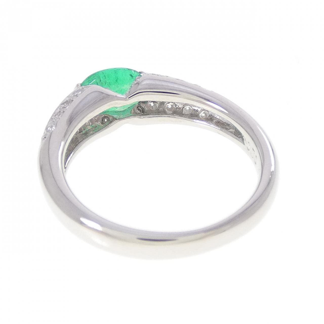PT900 エメラルド リング 0.70CT