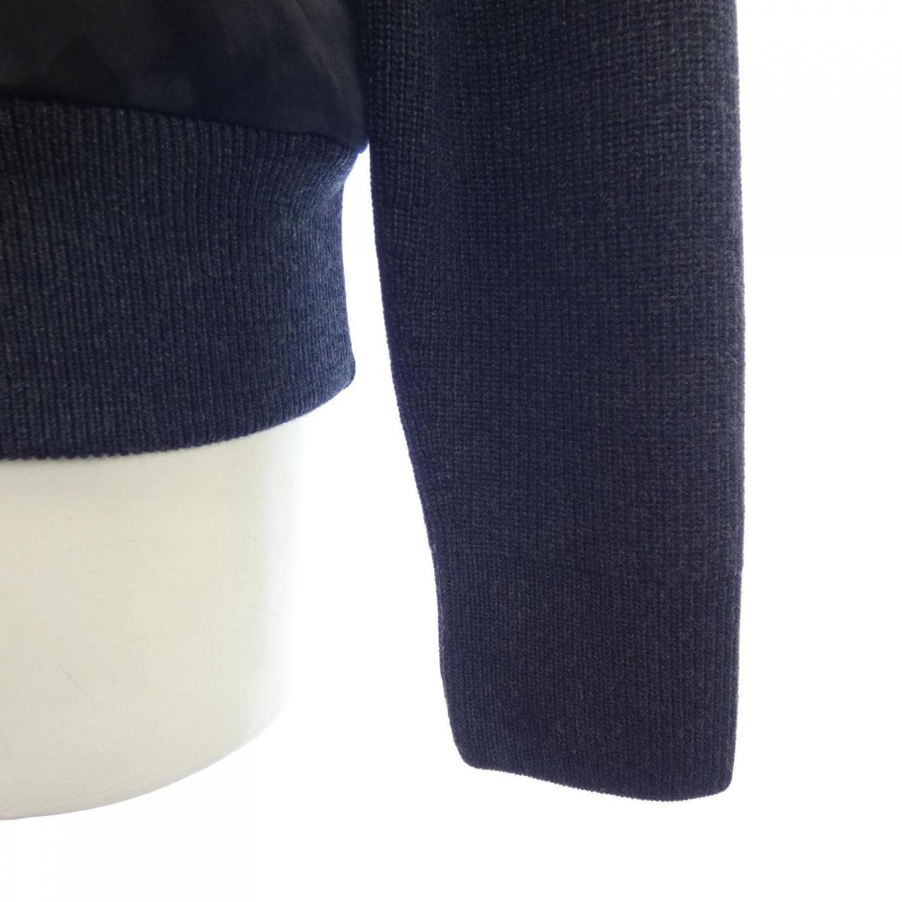 モンクレール MONCLER ダウンジャケット