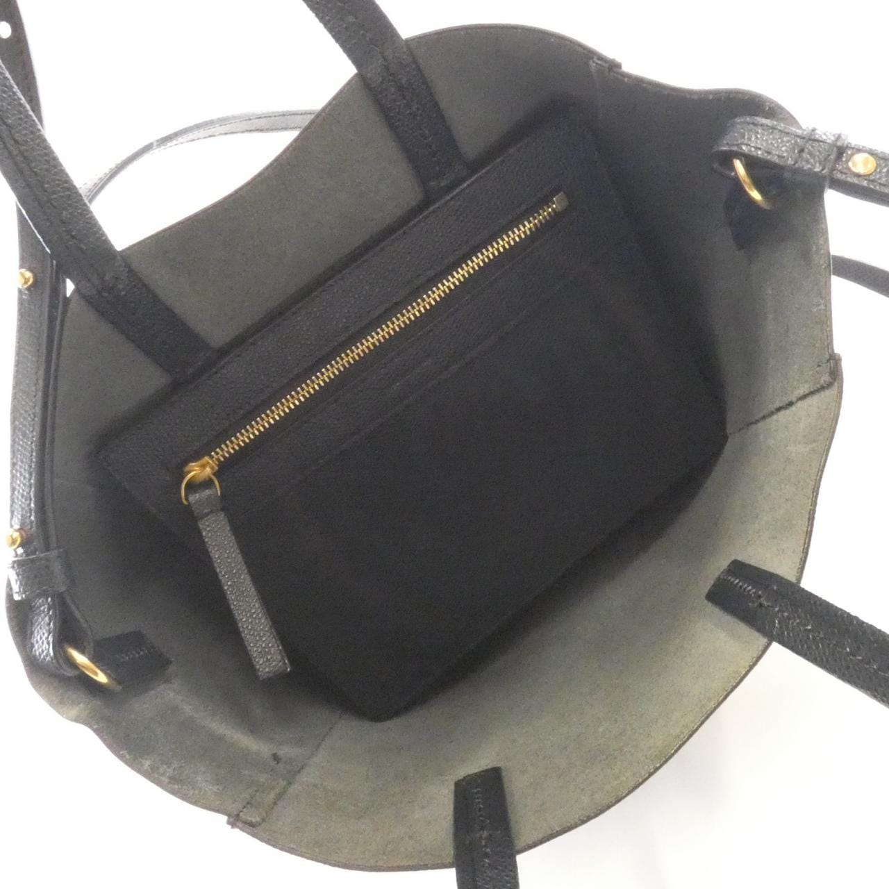 セリーヌ バーティカル カバ スモール 189813XBA バッグ