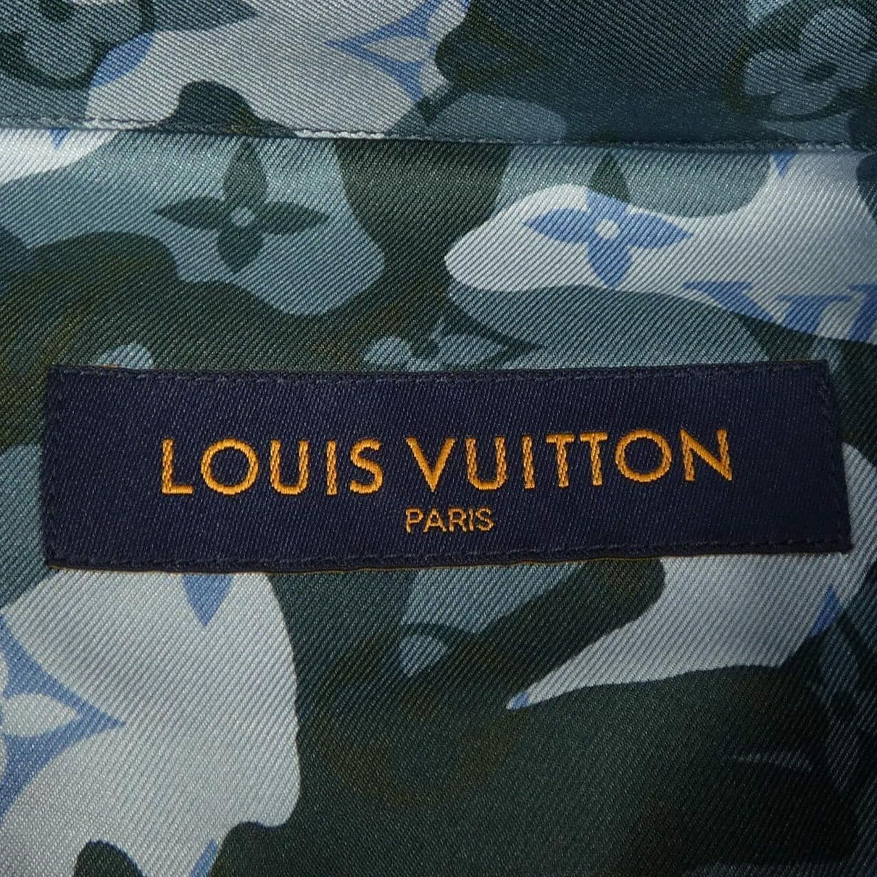 ルイヴィトン LOUIS VUITTON モノグラムカモレギュラーシルクシャツ HJS11WXFU シャツ