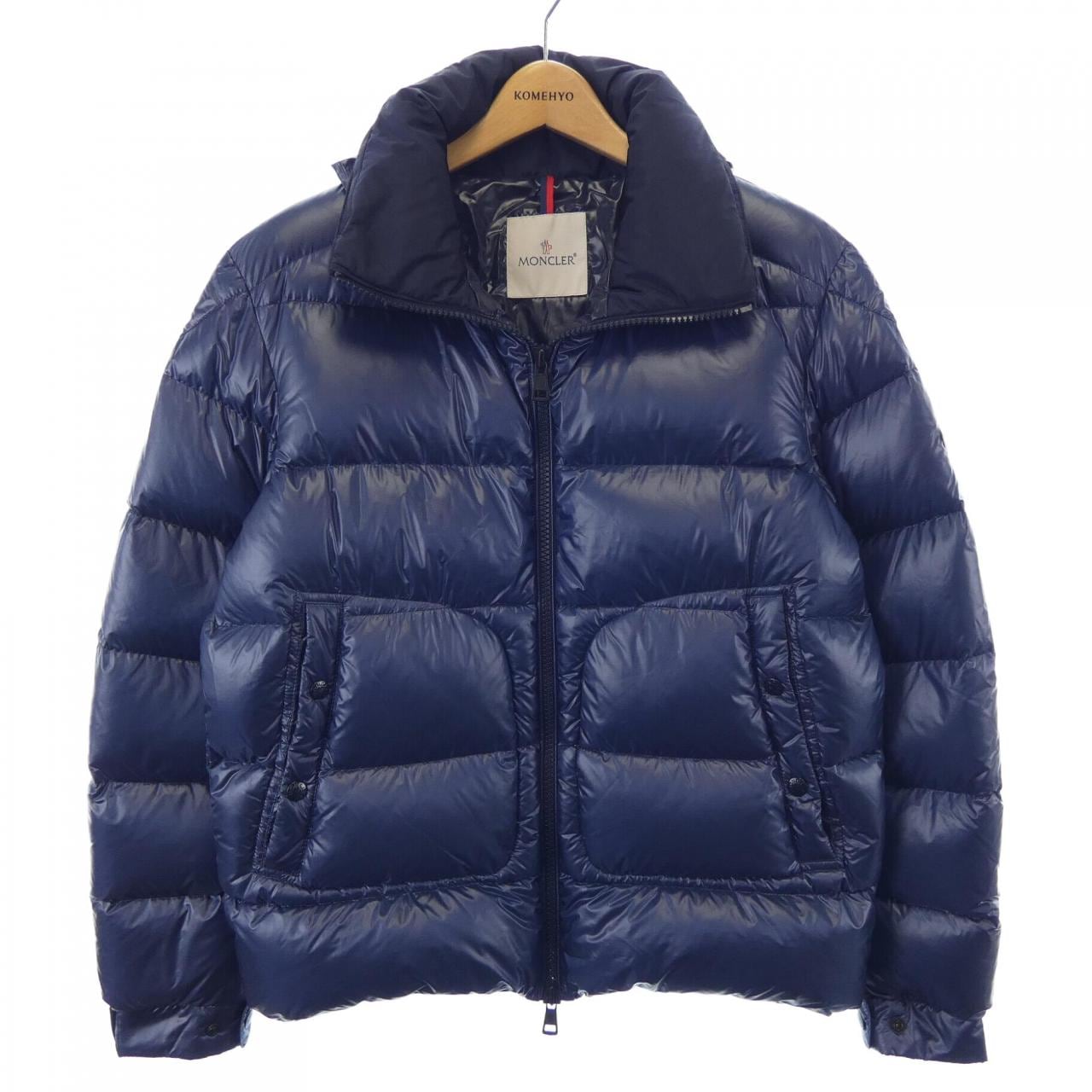 モンクレール MONCLER ダウンジャケット