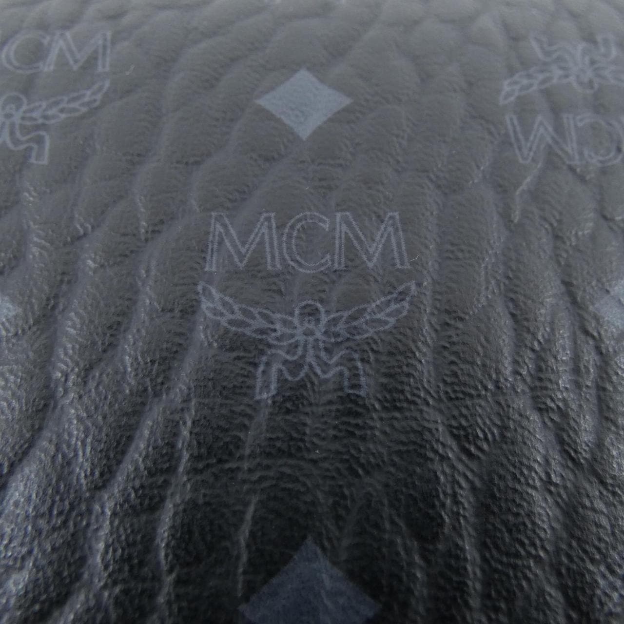 エムシーエム MCM MXLAAVI01BK001 WALLET