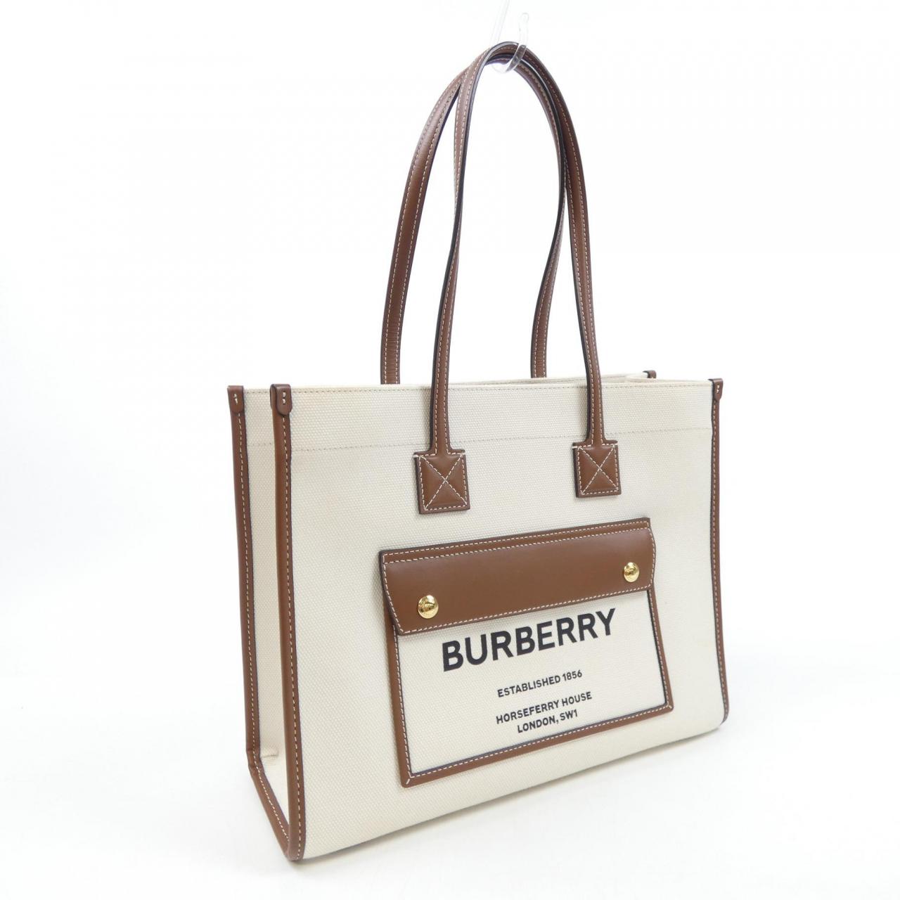 BURBERRY包