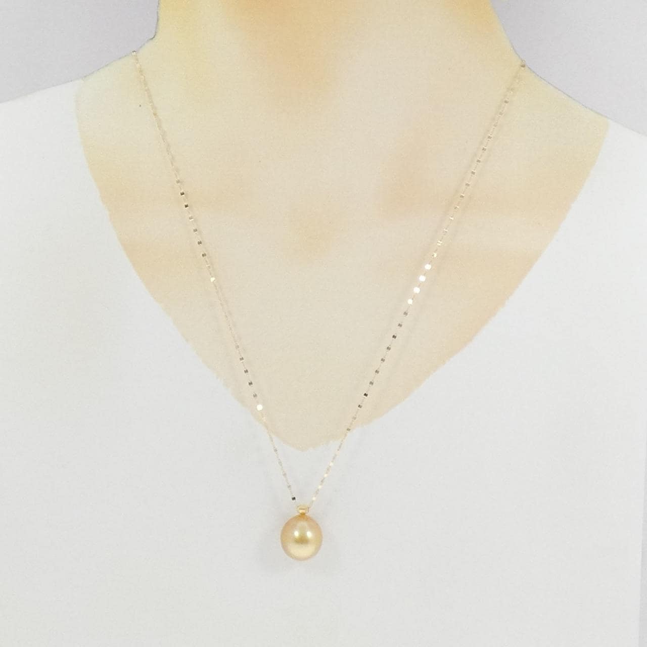 K18YG 白蝶パール ネックレス 13.1mm