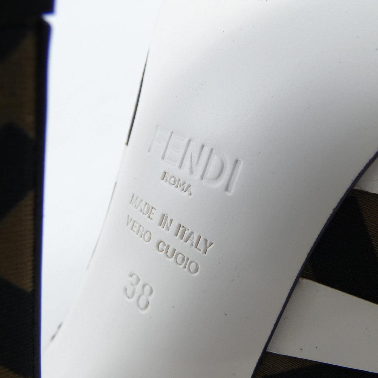 フェンディ FENDI サンダル