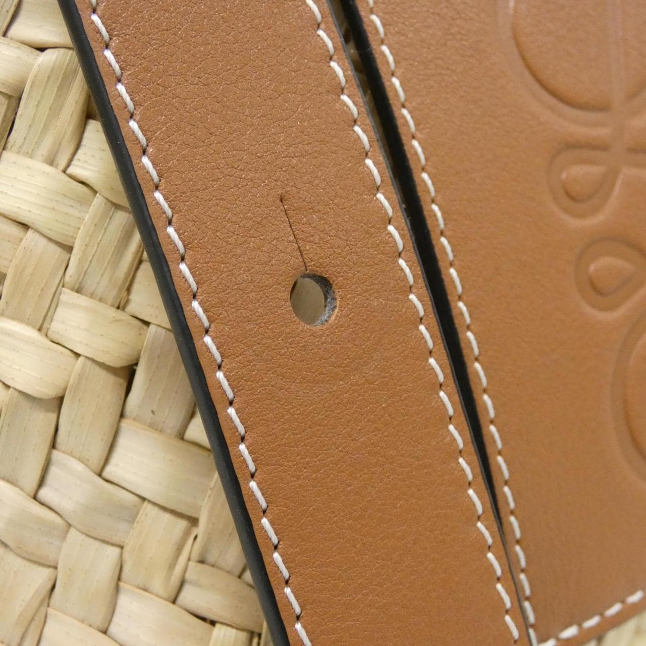 ロエベ 327 02 S93 バッグ