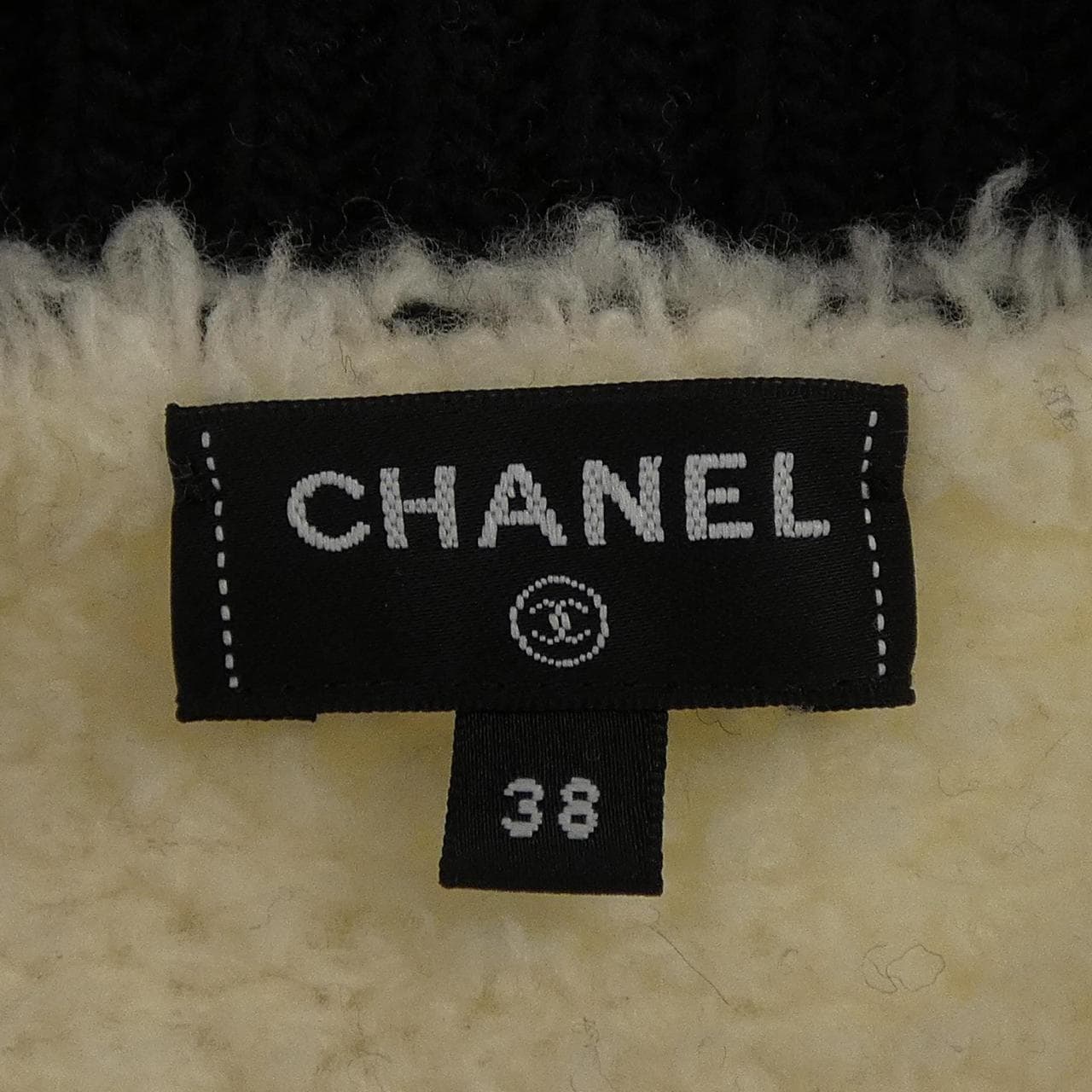 シャネル CHANEL P80705K11686 カーディガン