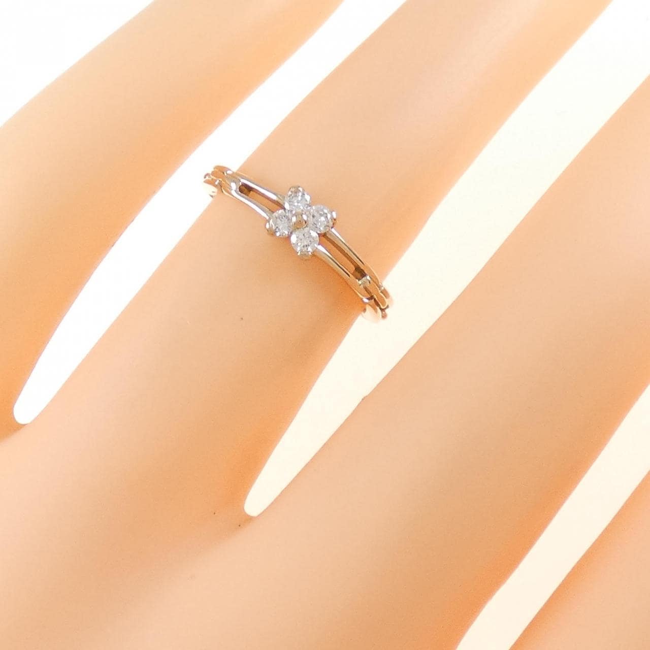 K18PG フラワー ダイヤモンド リング 0.13CT