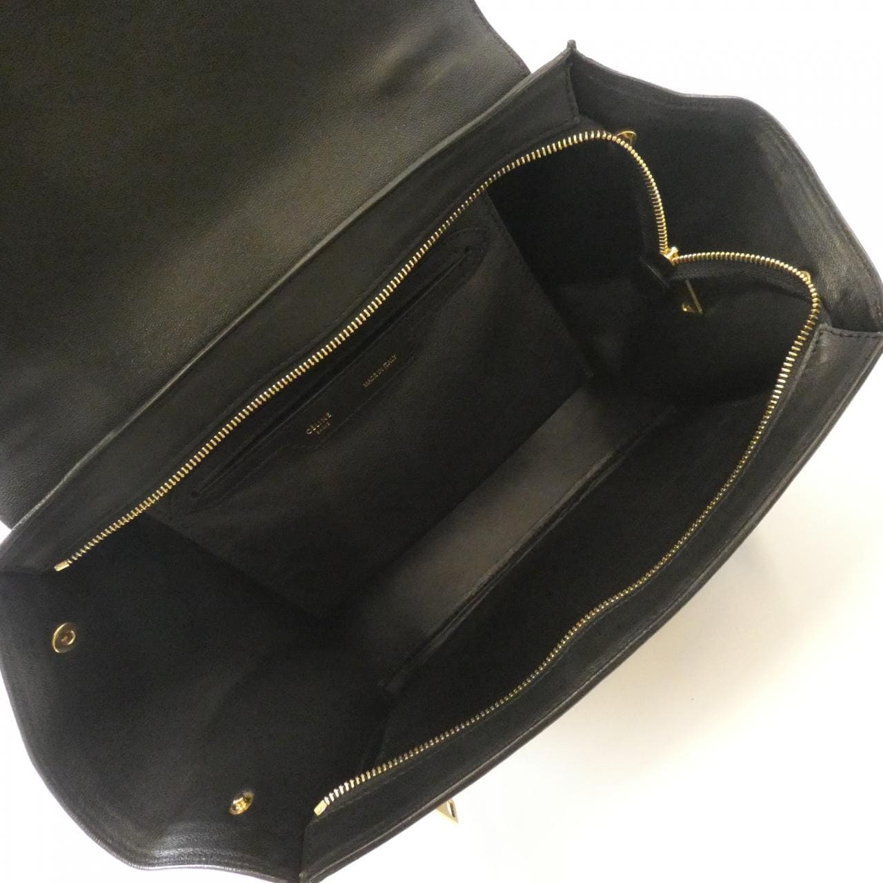 セリーヌ トラぺーズ 169542JLE バッグ