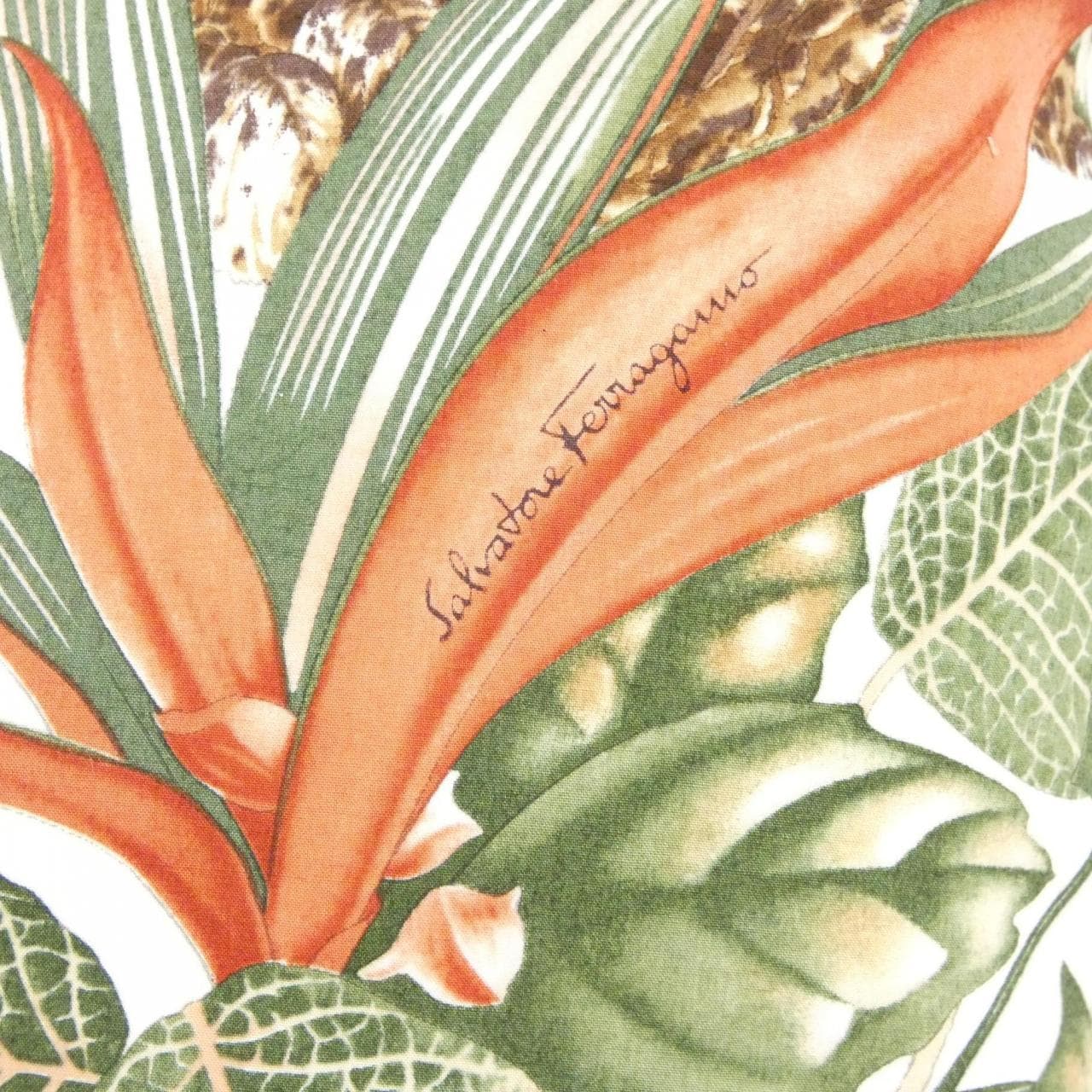 サルヴァトーレフェラガモ 21 C563 バッグ